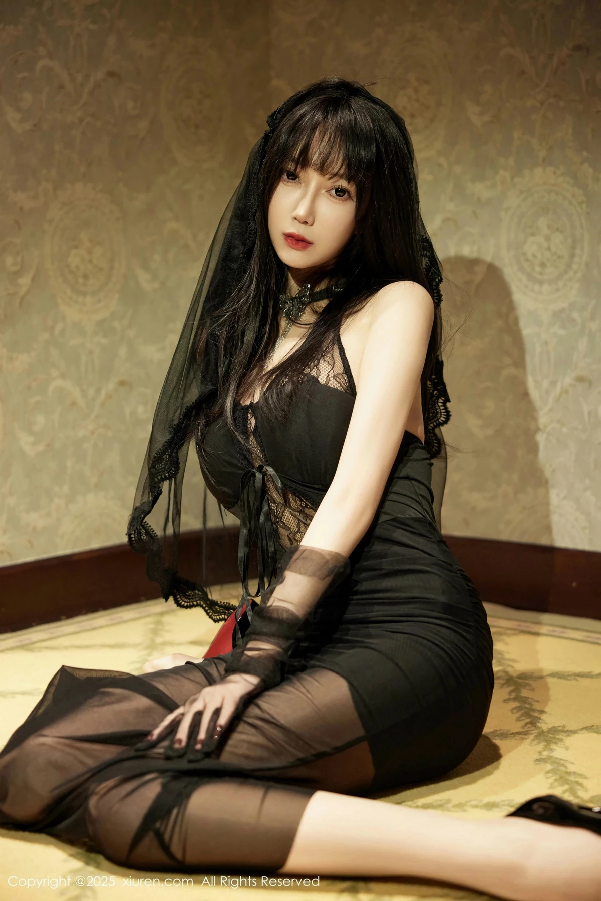 [[XiuRen秀人网]秀人网]No.9773_模特玥儿玥er性感黑色蕾丝连衣裙配超薄肉丝秀曼妙身材诱惑写真72P