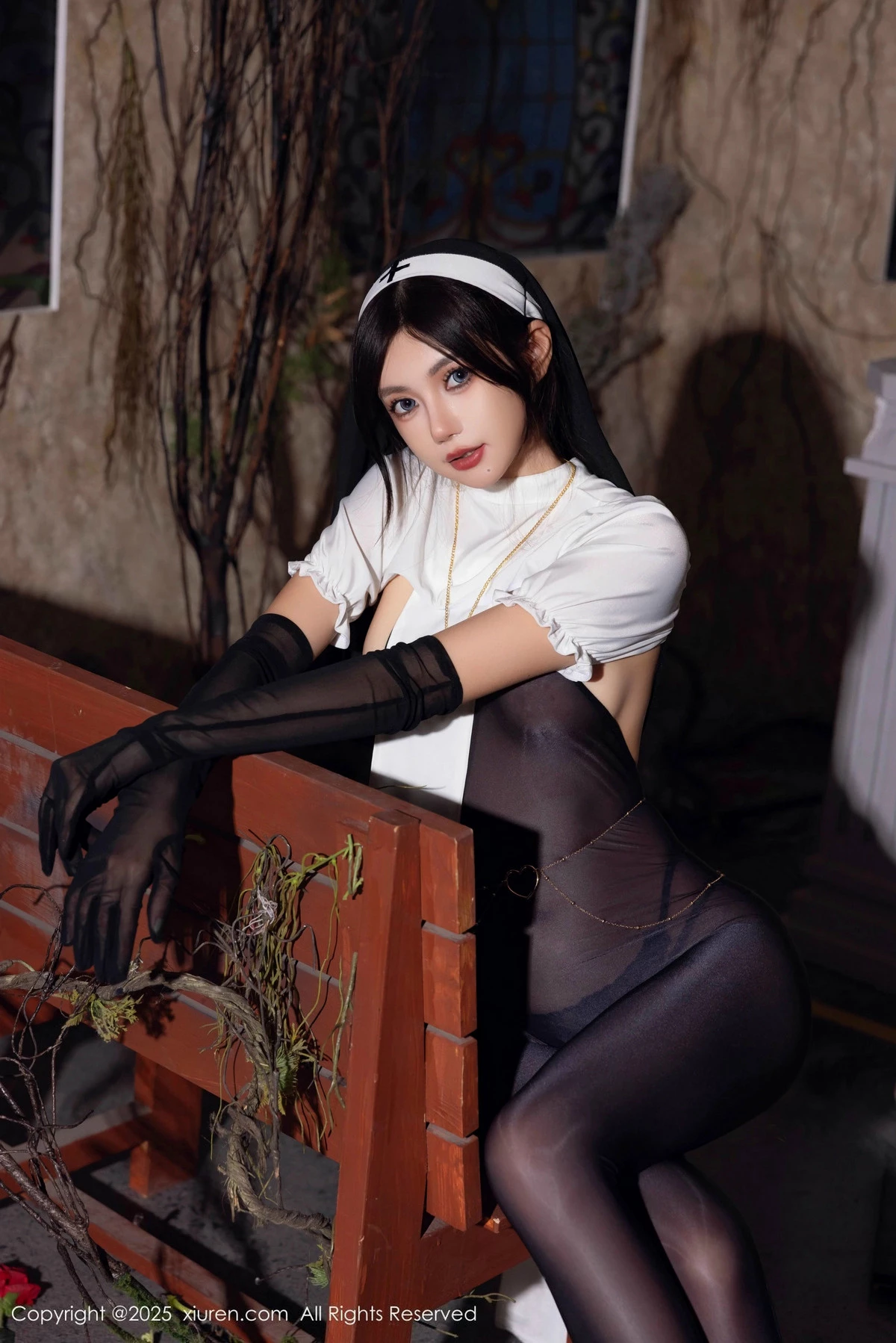 [[XiuRen秀人网]秀人网]No.9774_女神绮里嘉ula性感修女服饰配超薄连体黑丝秀完美身材诱惑写真79P