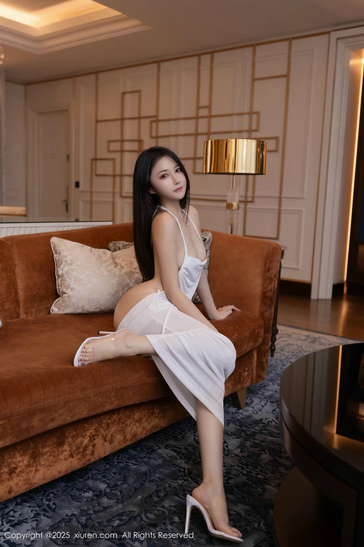 [[XiuRen秀人网]秀人网]No.9780_模特鱼子酱Fish私房性感白色透视连衣长裙秀惹火身材诱惑写真80P