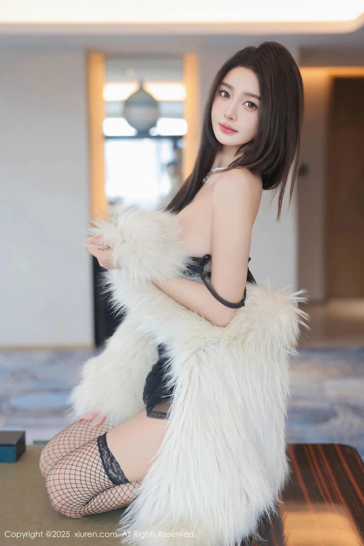 [[XiuRen秀人网]秀人网]No.9781_模特Candy糖糖性感黑色情趣内衣配黑丝网袜秀完美身材诱惑写真80P