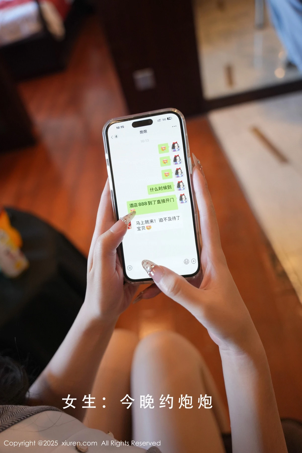 [[XiuRen秀人网]秀人网]No.9930_模特小泡芙剧情主题性感蓝色制服配超薄肉丝秀丰腴身材诱惑写真71P