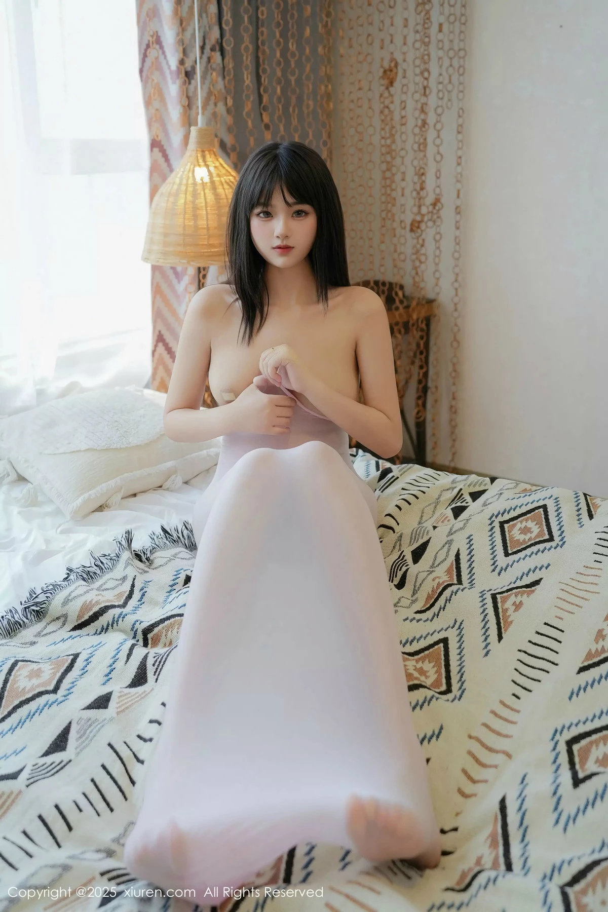 [[XiuRen秀人网]秀人网]No.9935_模特姚若兮vay私房性感粉色连体丝袜透视秀曼妙身姿诱惑写真63P