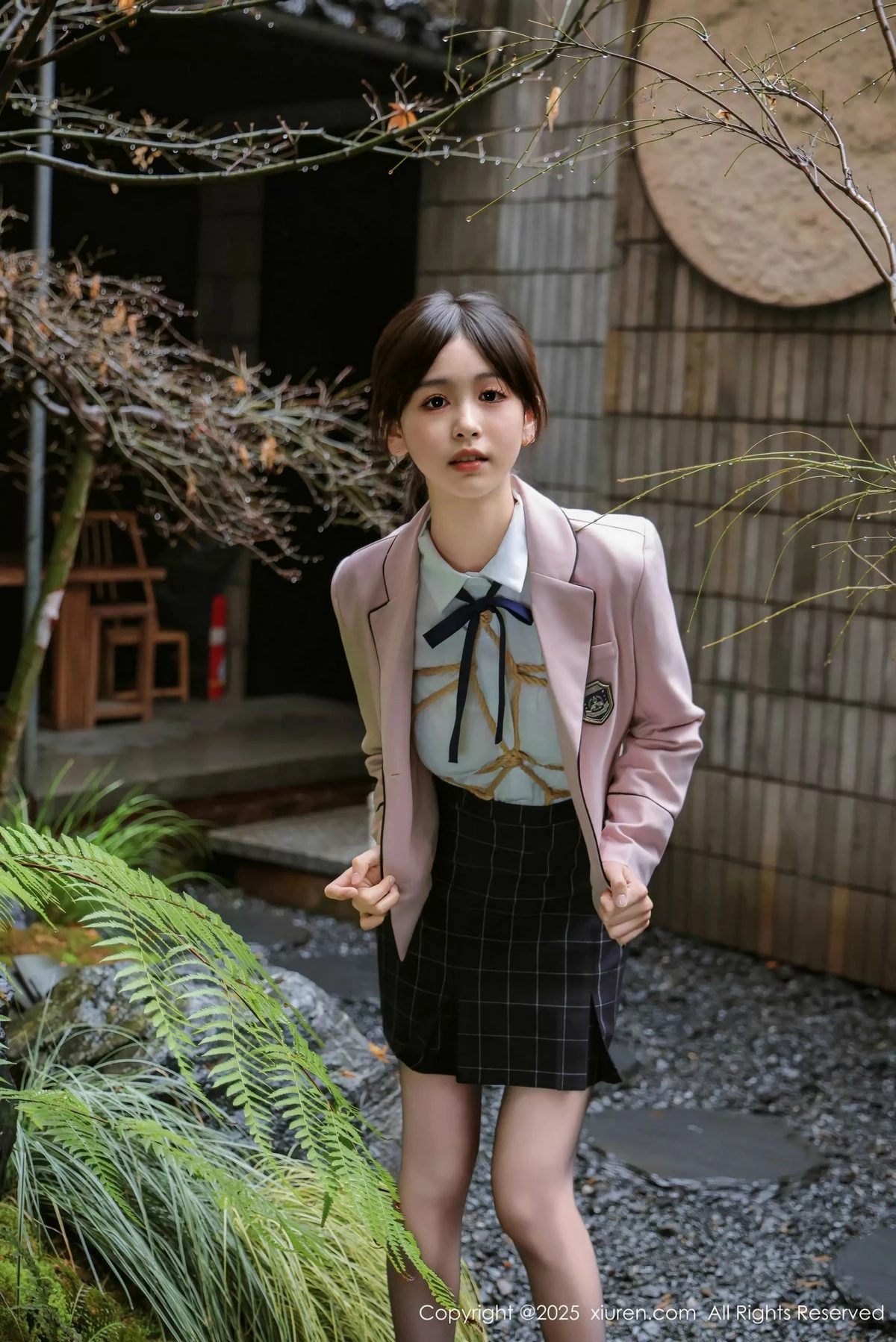 [[XiuRen秀人网]秀人网]No.9949_模特奶芙乔乔捆绑主题性感JK制服配超薄黑丝秀凹凸身材诱惑写真72P