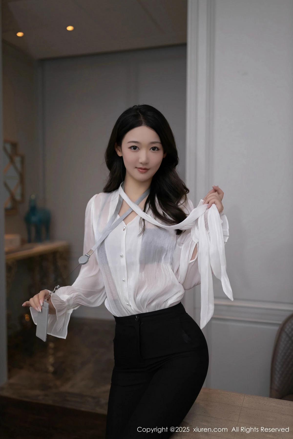 [[XiuRen秀人网]秀人网]No.9960_模特唐安琪性感白衬衫露黑色内衣配超薄黑丝秀柔美身姿诱惑写真82P