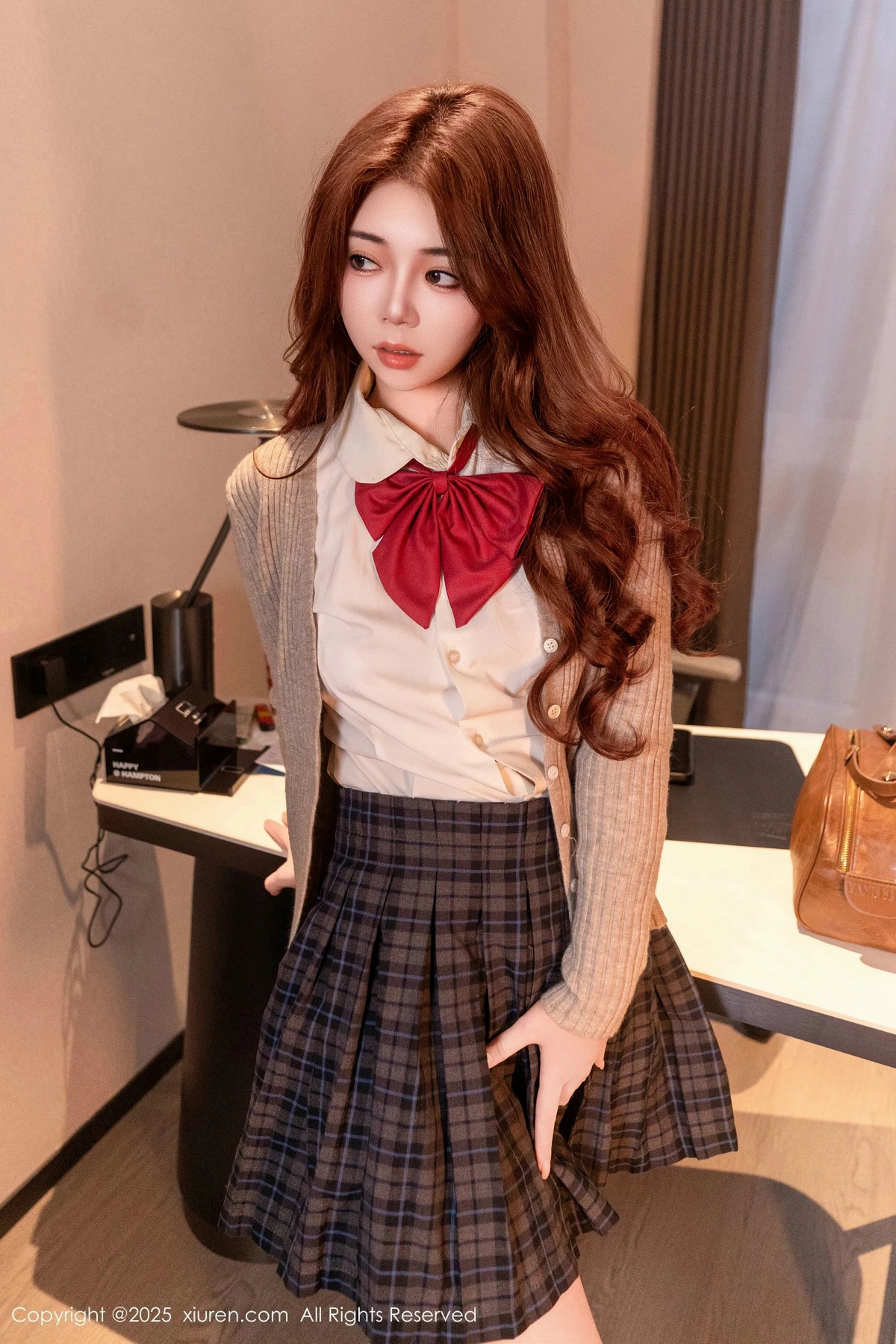 [[XiuRen秀人网]秀人网]No.9974_模特沐娜娜私房调教主题性感白色三点式内衣秀惹火身材诱惑写真103P