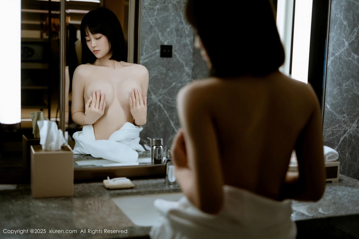 [[XiuRen秀人网]秀人网]No.9972_模特涵涵Luna浴室性感白色婚纱+白色浴袍秀凹凸身材完美诱惑写真74P