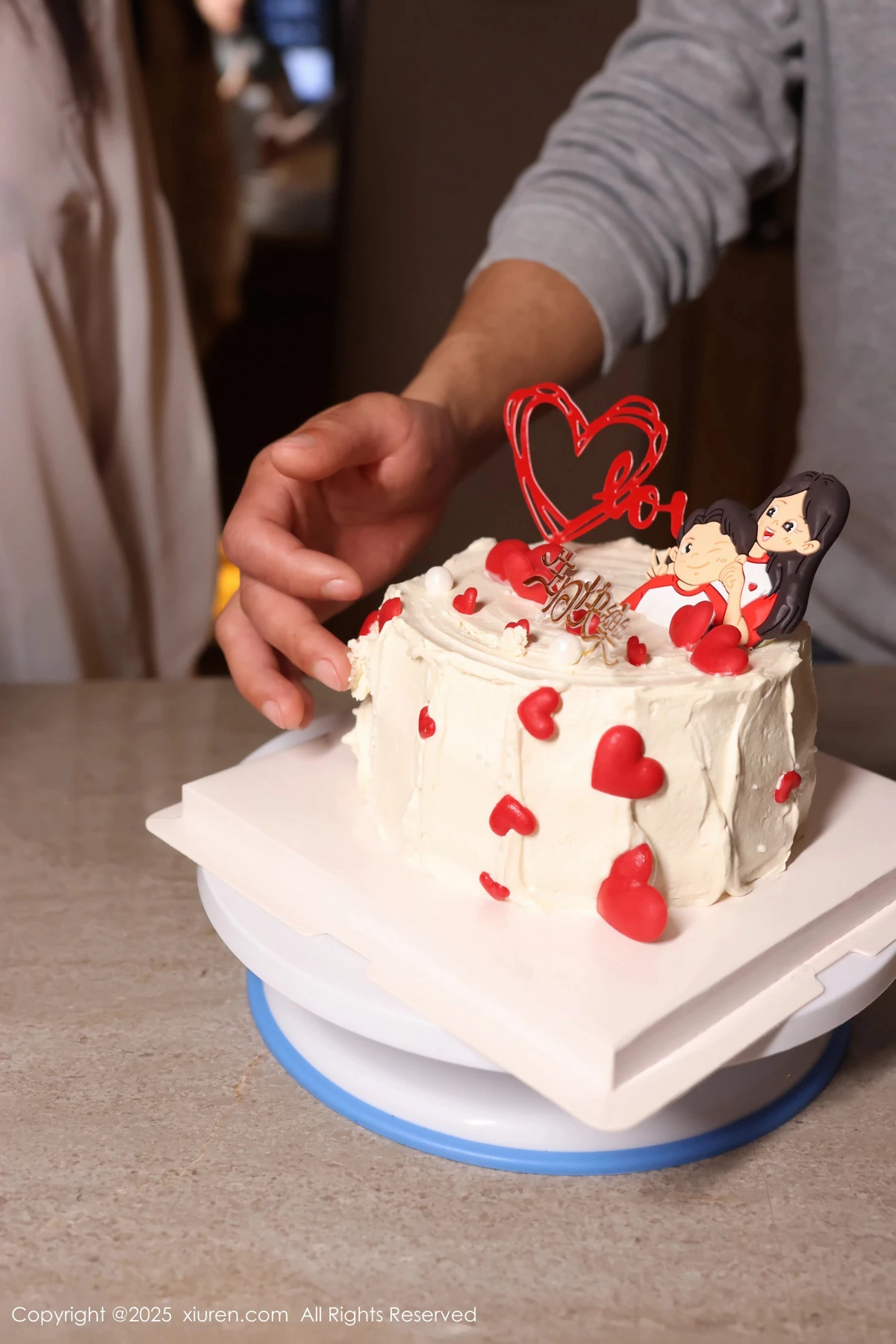 [[XiuRen秀人网]秀人网]No.9983_模特小薯条nienie纪念日主题性感白衬衫配超薄黑丝秀美腿诱惑写真106P