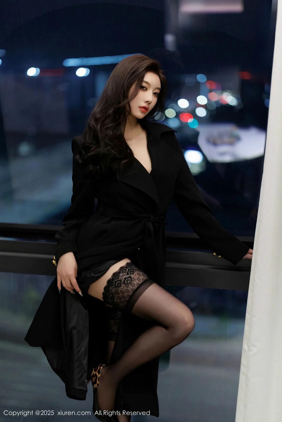 [[XiuRen秀人网]秀人网]No.9984_女神杨晨晨Yome性感黑色情趣内衣配黑丝袜秀丰腴身材诱惑写真90P