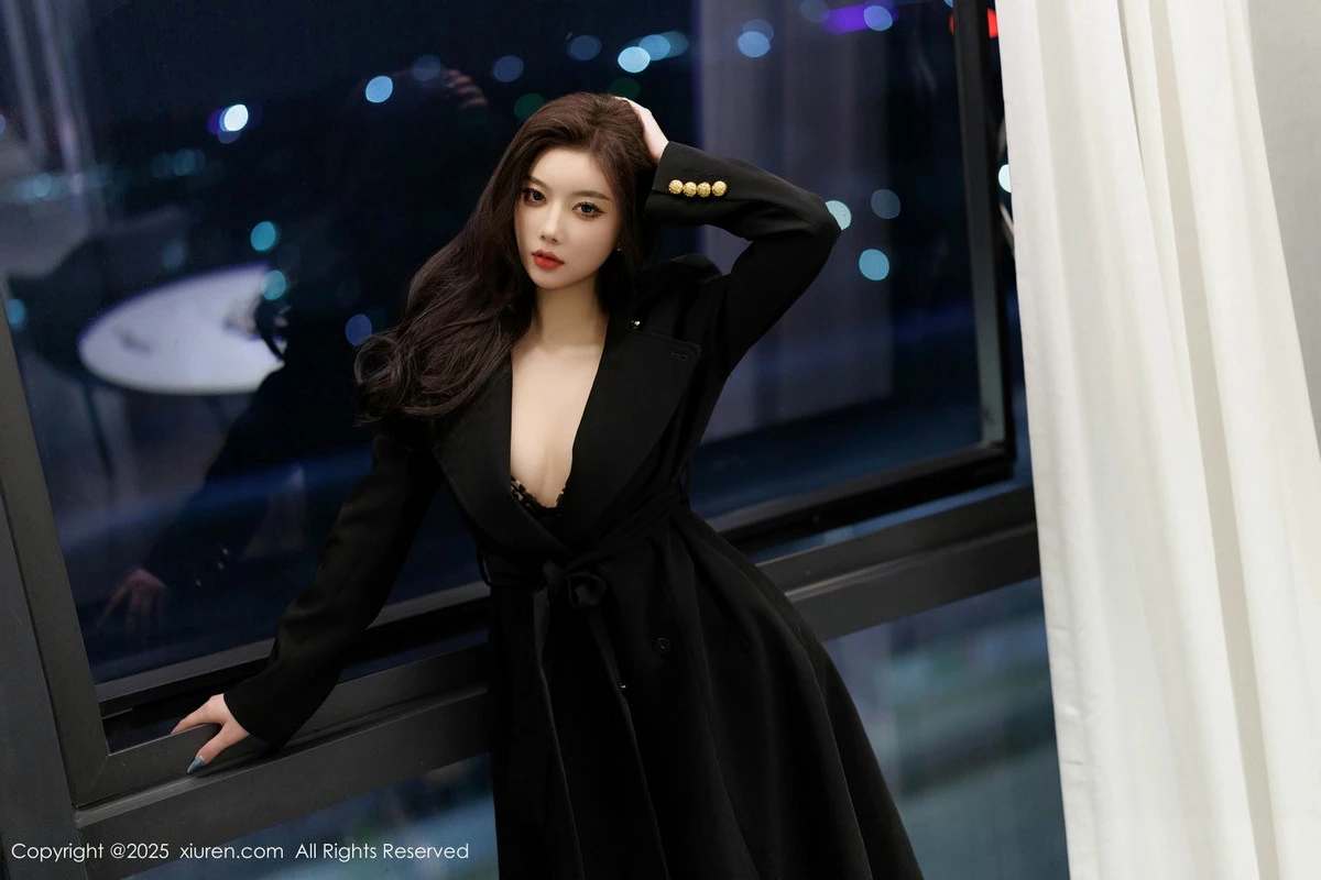 [[XiuRen秀人网]秀人网]No.9984_女神杨晨晨Yome性感黑色情趣内衣配黑丝袜秀丰腴身材诱惑写真90P