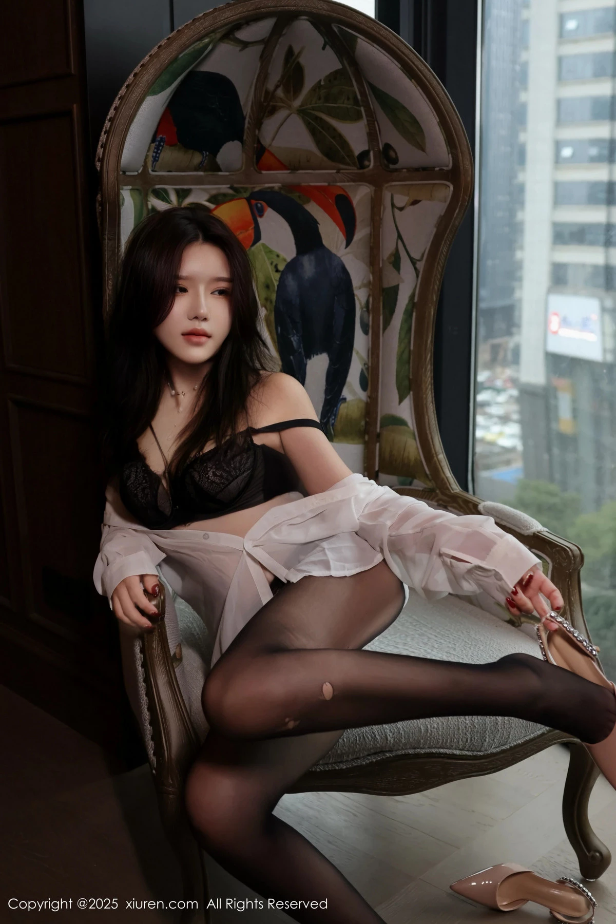 [[XiuRen秀人网]秀人网]No.9983_模特小薯条nienie纪念日主题性感白衬衫配超薄黑丝秀美腿诱惑写真106P