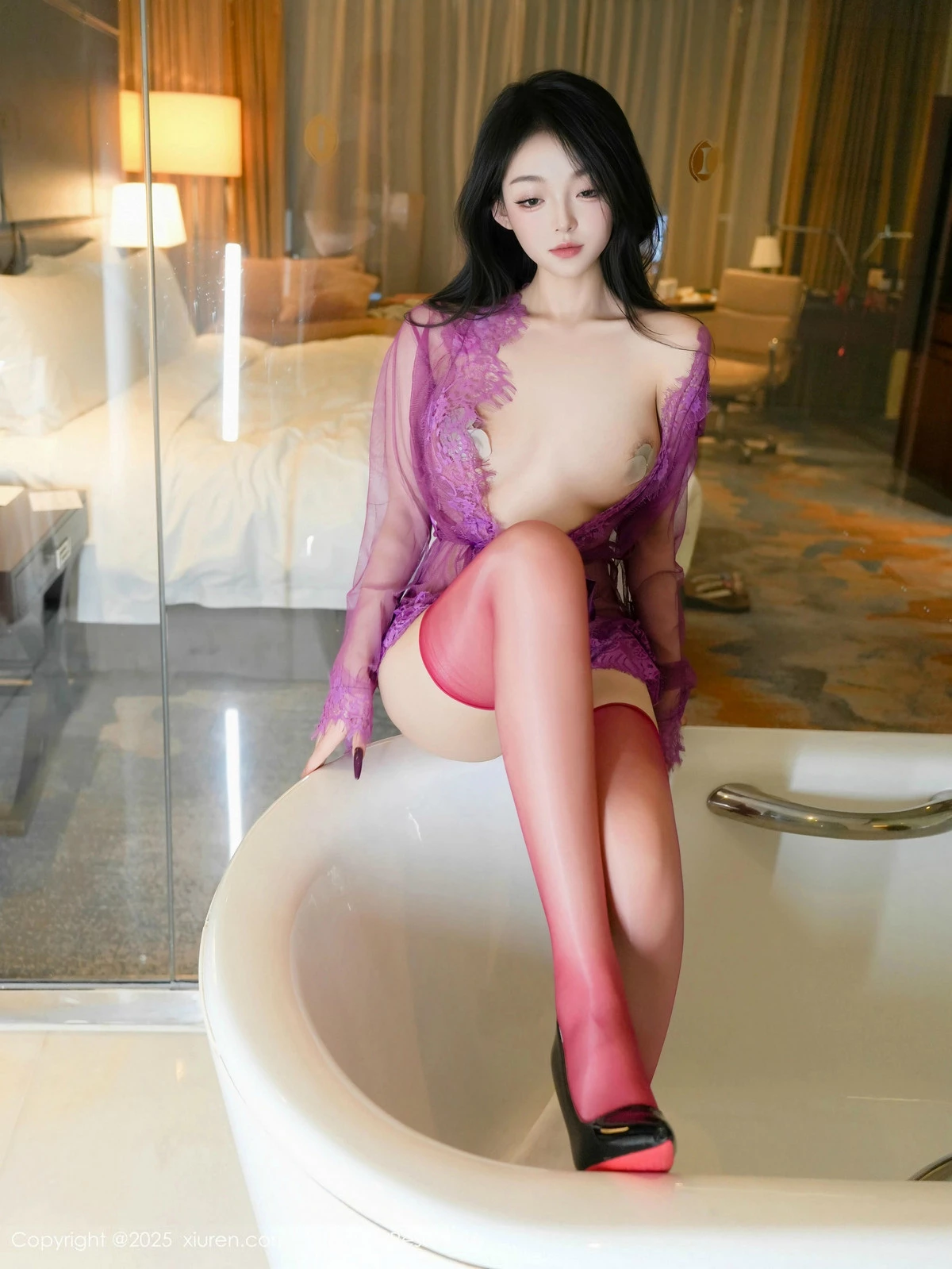 [[XiuRen秀人网]秀人网]No.9989_新人模特白琮瑗性感紫色情趣薄纱配红色丝袜秀曼妙身姿诱惑写真78P