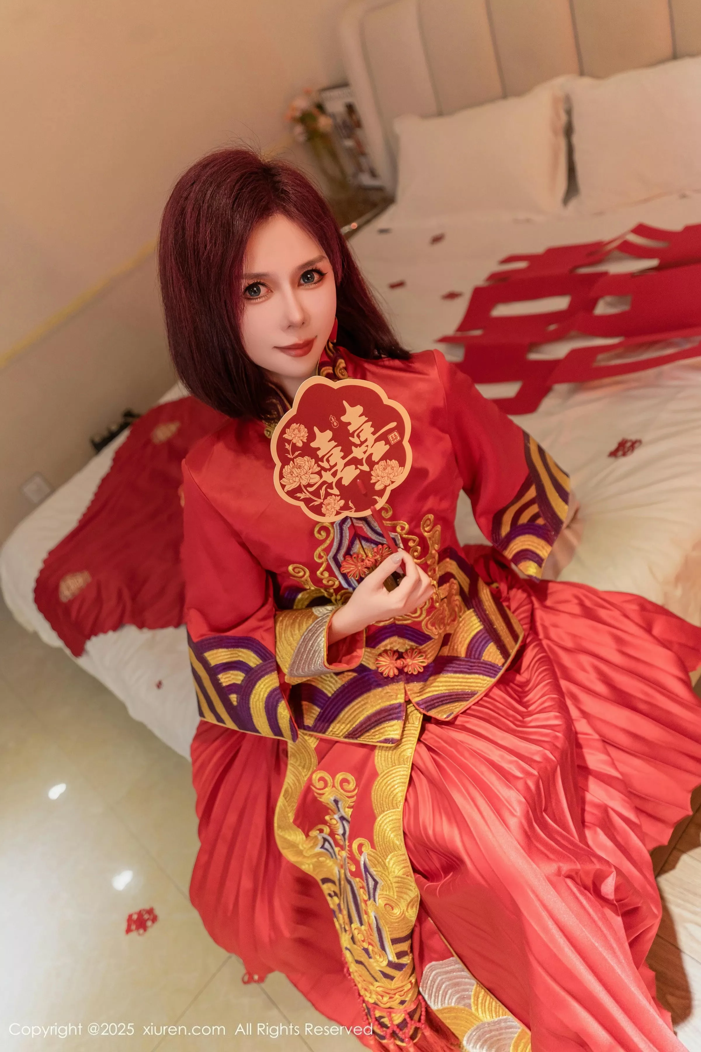 [[XiuRen秀人网]秀人网]No.9995_模特白芷yy新婚主题性感红色蕾丝内衣配红丝袜秀曼妙身姿诱惑写真90P