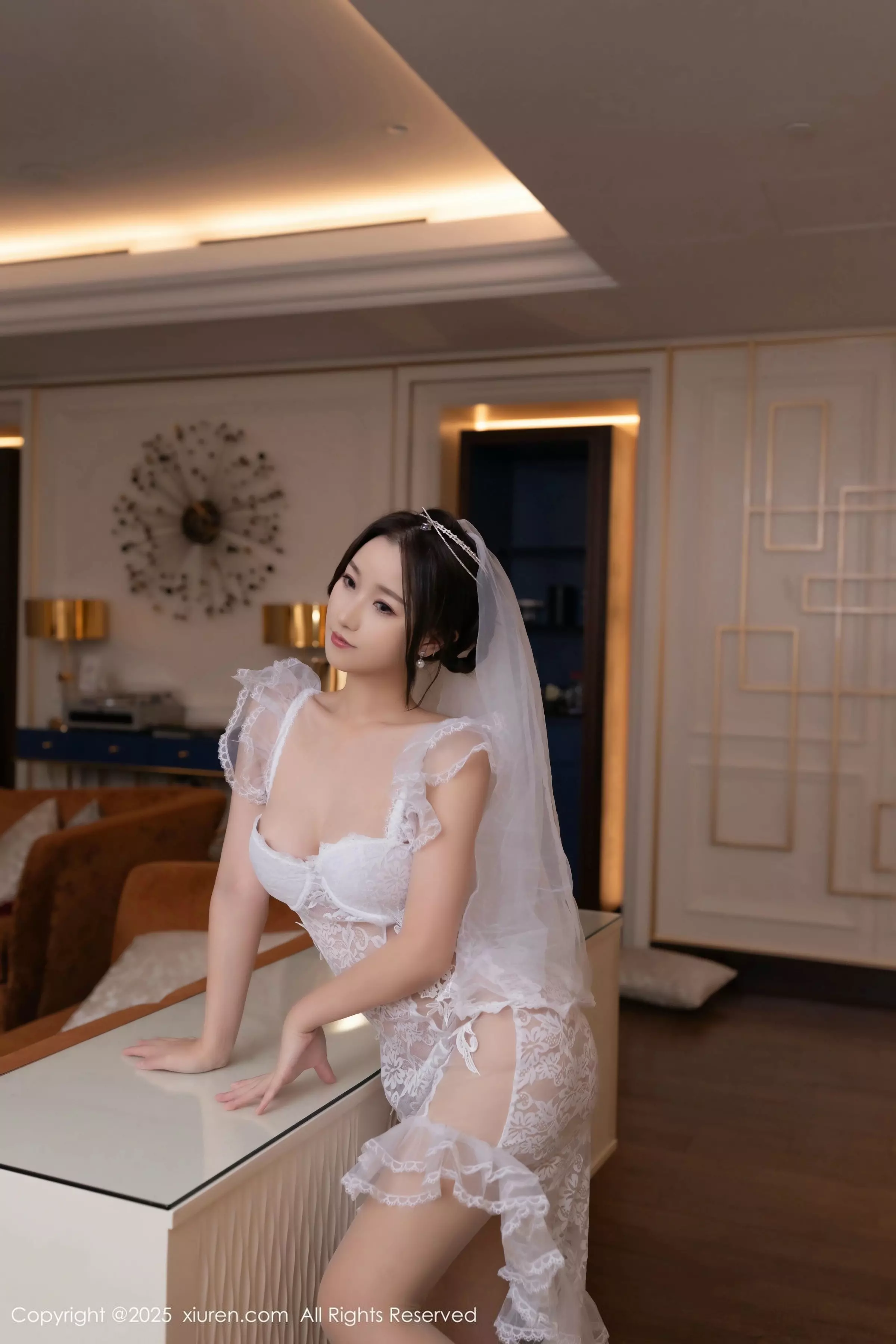 [[XiuRen秀人网]秀人网]No.10006_模特杏子Yada性感白色婚纱配超薄肉丝秀曼妙身姿撩人诱惑写真85P