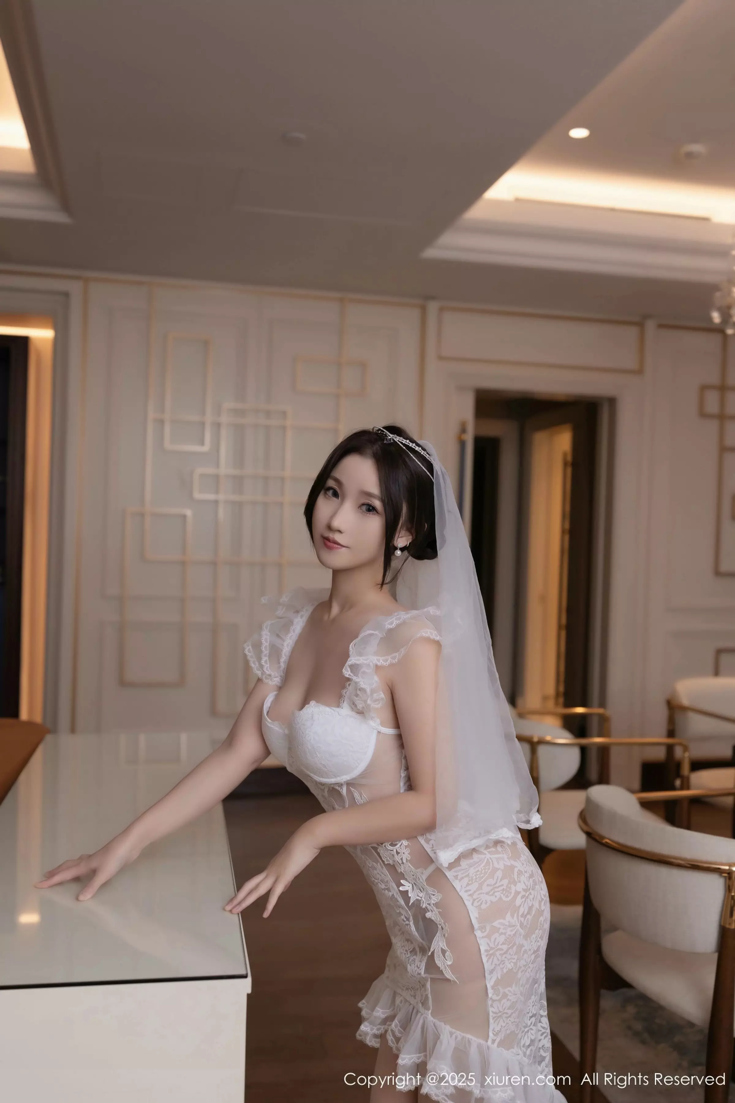 [[XiuRen秀人网]秀人网]No.10006_模特杏子Yada性感白色婚纱配超薄肉丝秀曼妙身姿撩人诱惑写真85P