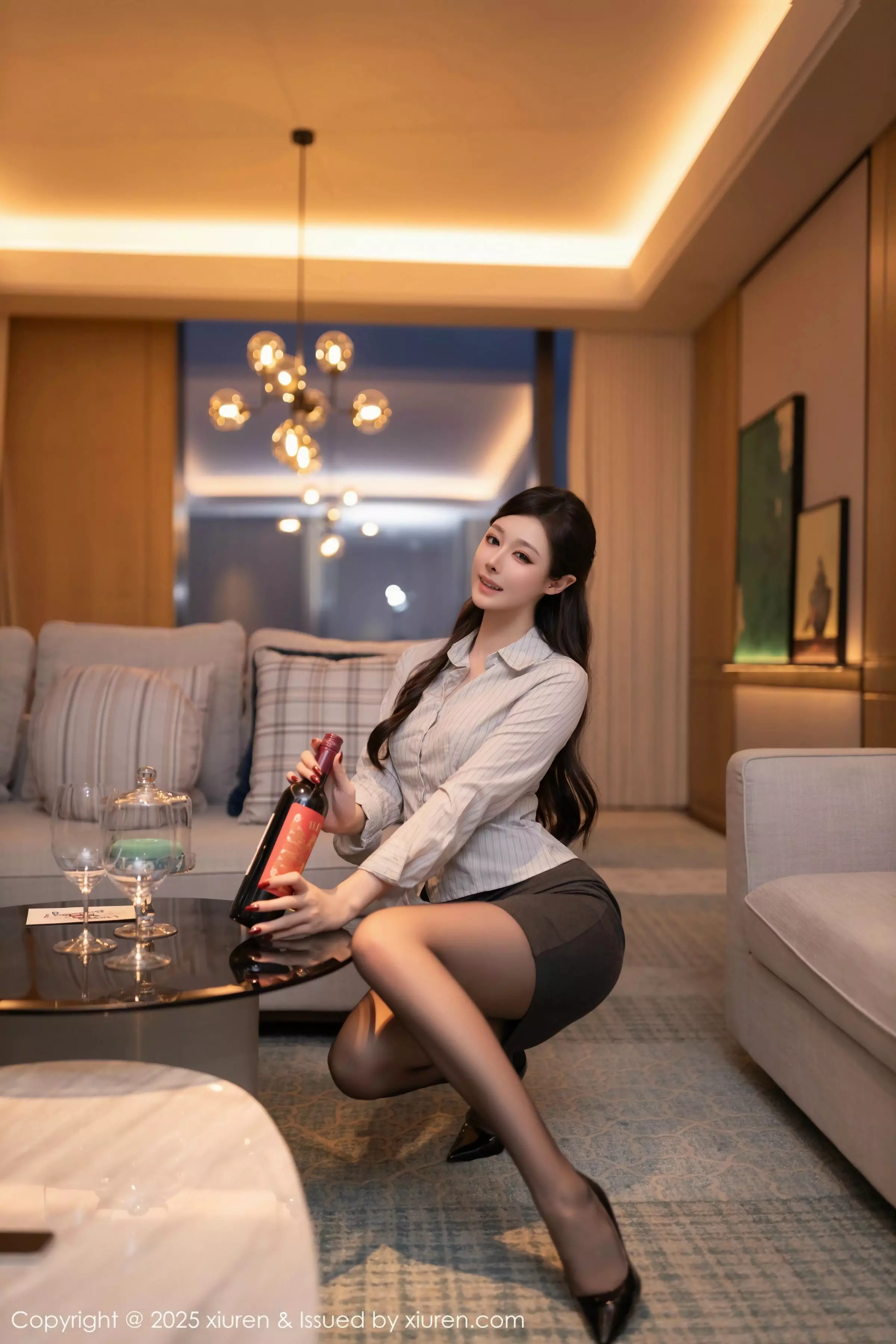 [[XiuRen秀人网]秀人网]No.10022_模特小逗逗性感衬衫露豹纹内衣配超薄黑丝秀曼妙身姿诱惑写真79P