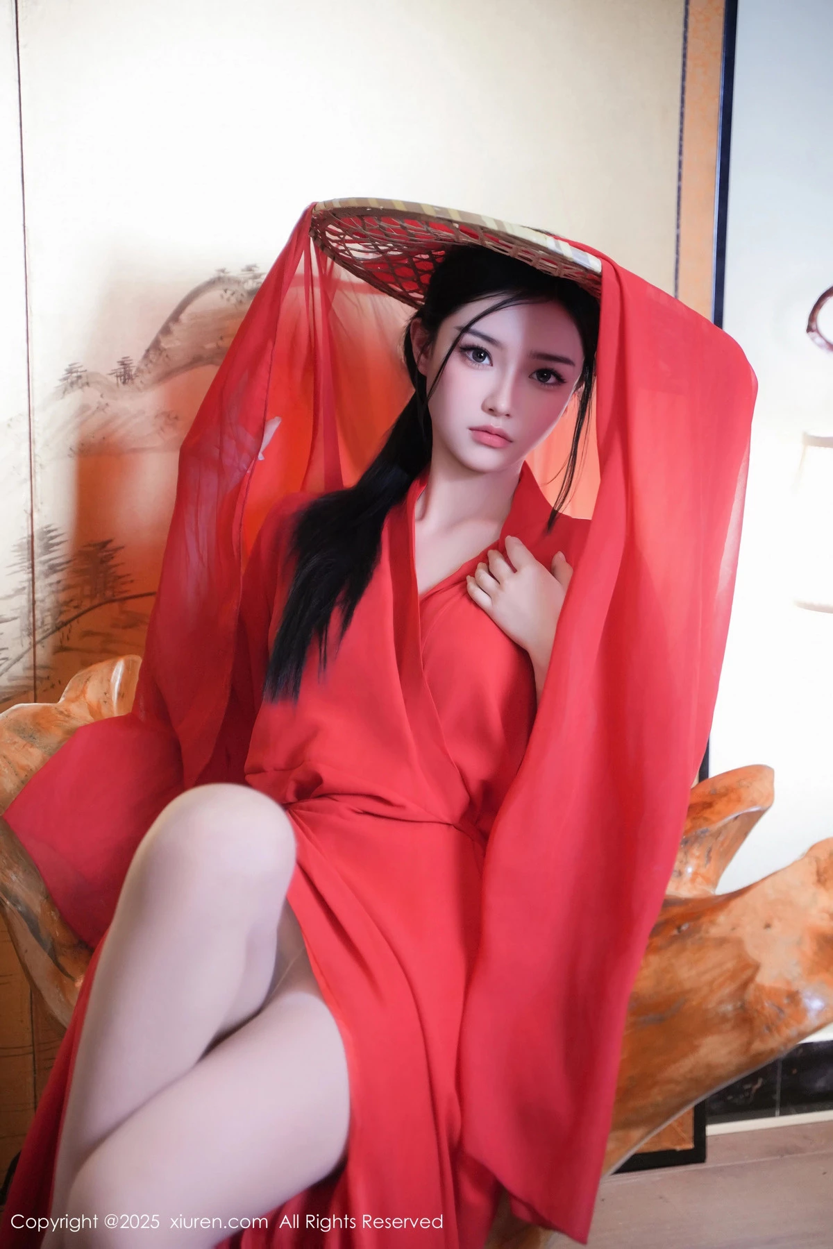 [[XiuRen秀人网]秀人网]No.9890_模特妙可可Cheese性感红衣剑客装配肉丝袜秀丰腴身姿诱惑写真60P