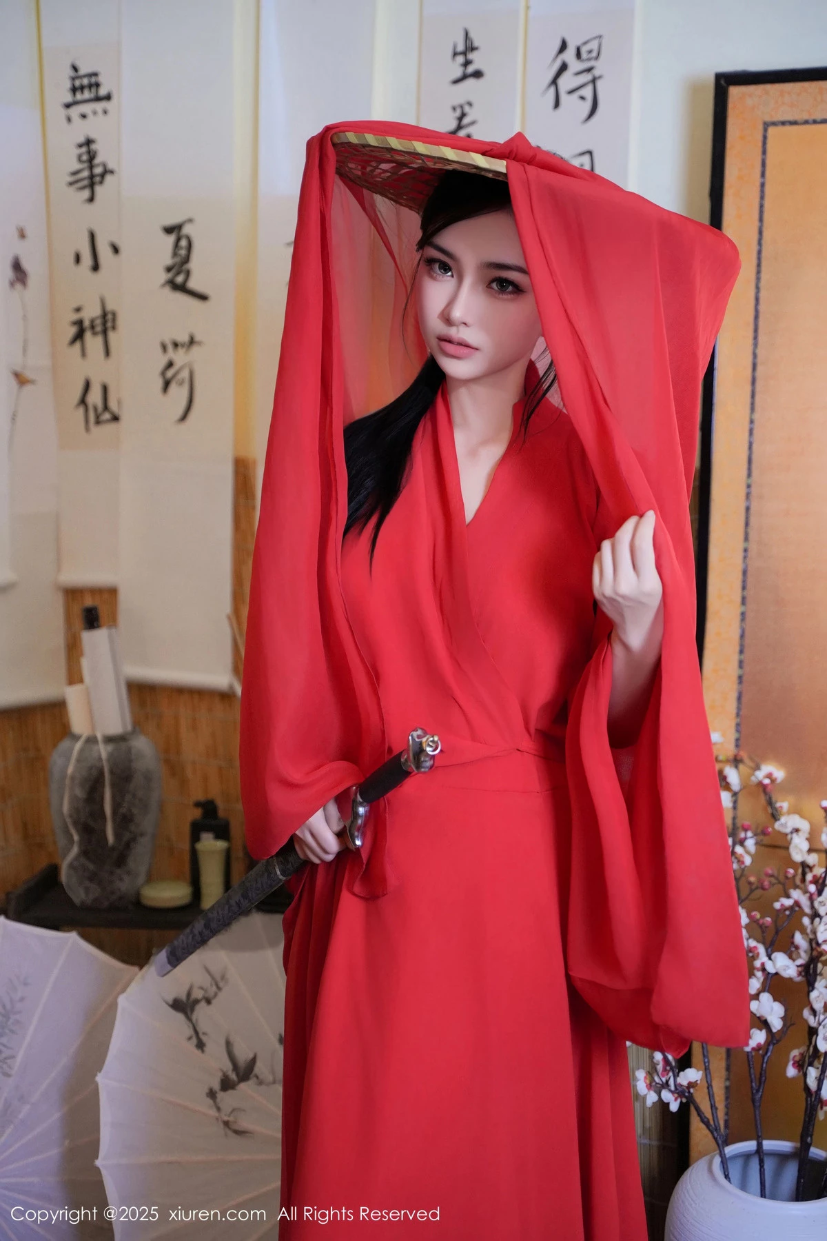 [[XiuRen秀人网]秀人网]No.9890_模特妙可可Cheese性感红衣剑客装配肉丝袜秀丰腴身姿诱惑写真60P