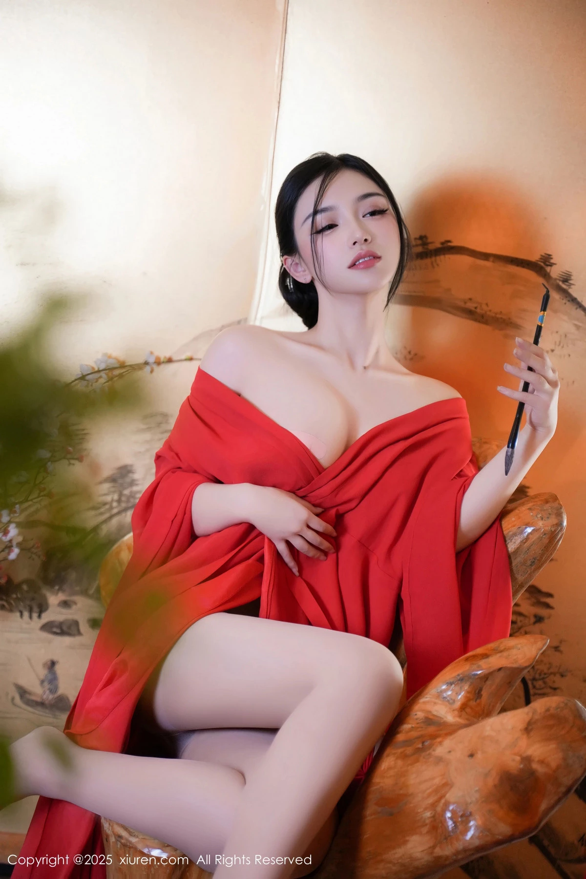 [[XiuRen秀人网]秀人网]No.9890_模特妙可可Cheese性感红衣剑客装配肉丝袜秀丰腴身姿诱惑写真60P