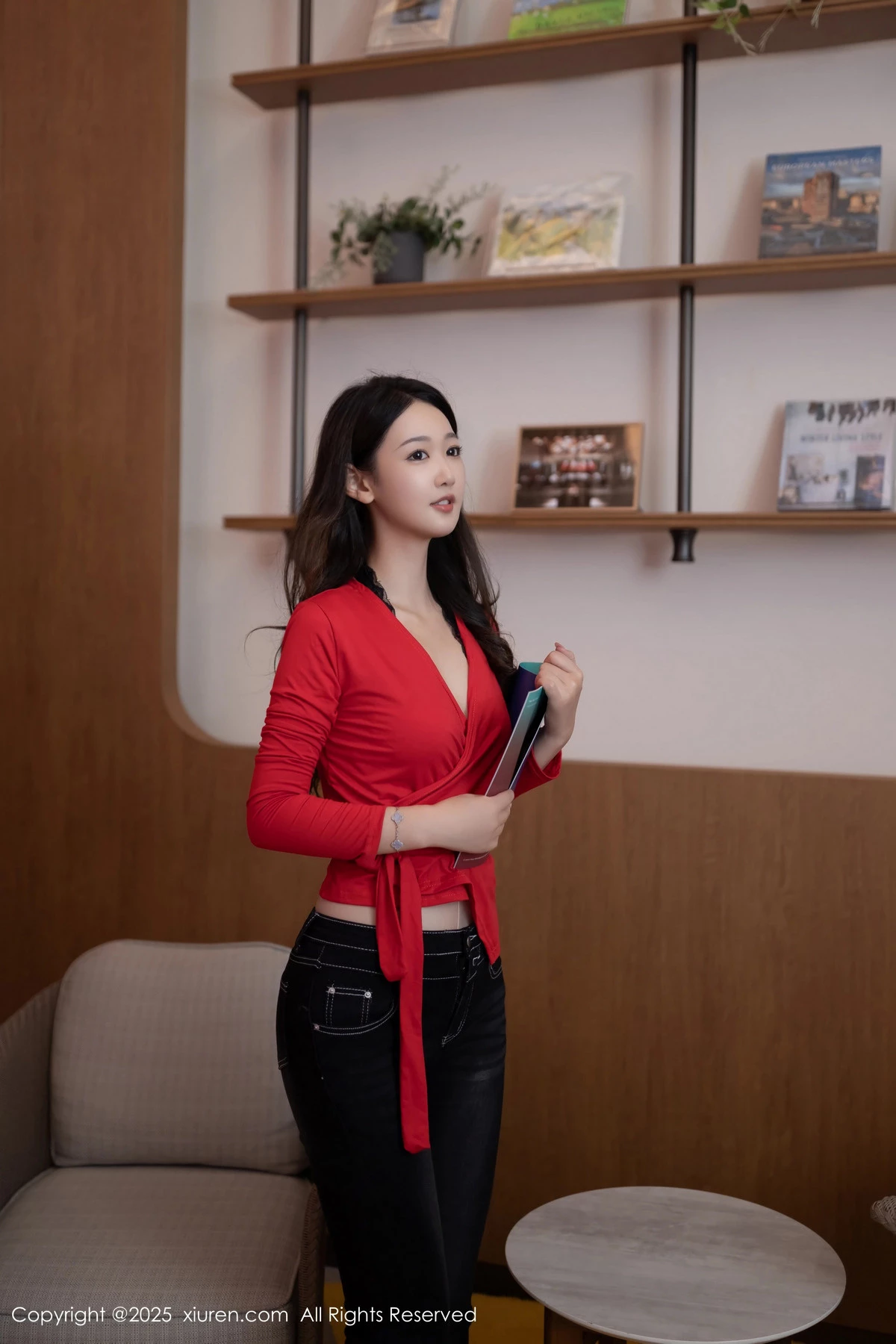 [[XiuRen秀人网]秀人网]No.9894_模特唐安琪性感黑色情趣内衣配开档肉丝秀曼妙身姿完美诱惑写真79P