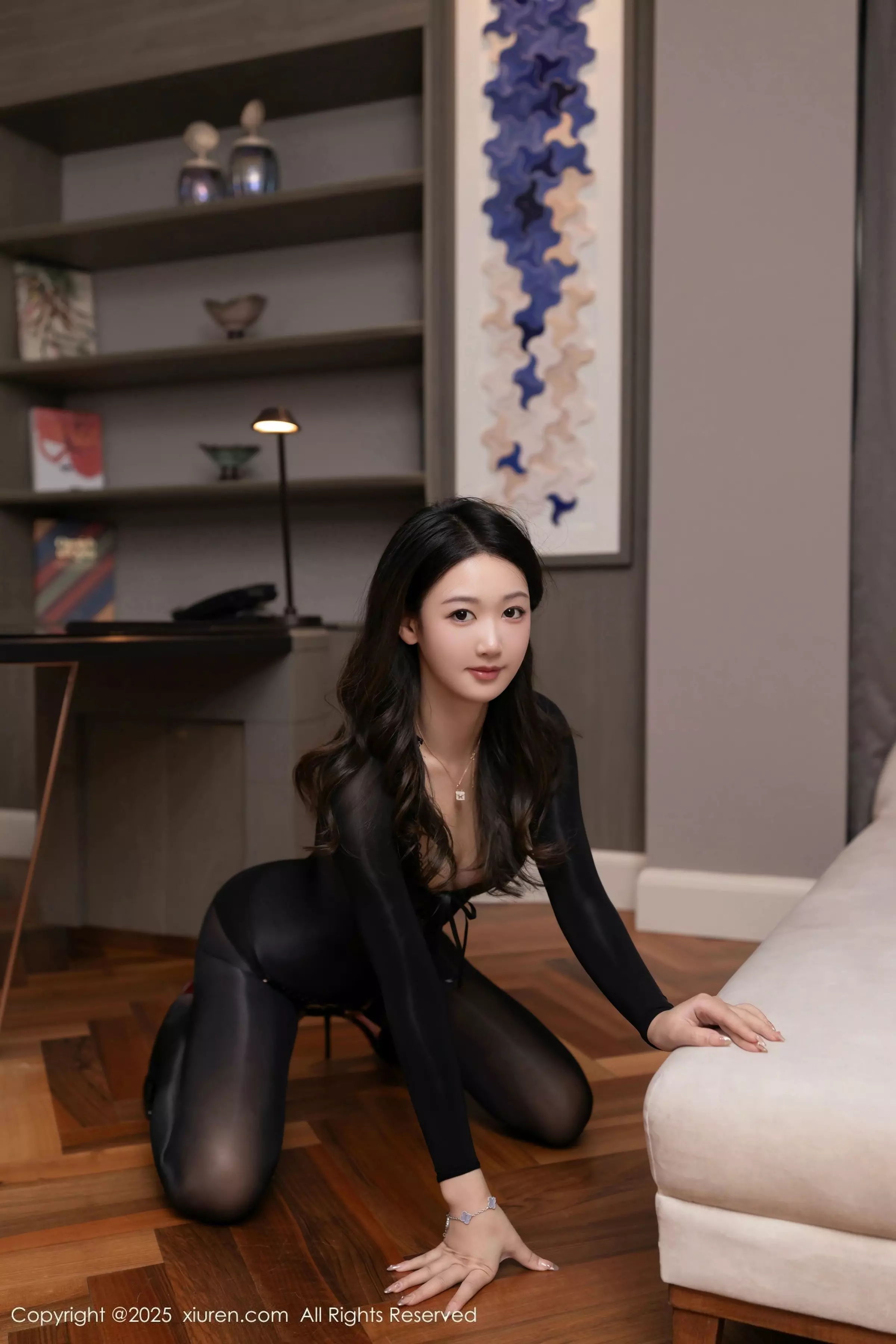 [[XiuRen秀人网]秀人网]No.10030_模特唐安琪性感黑色外衣露开档连体黑丝袜秀完美身材诱惑写真79P