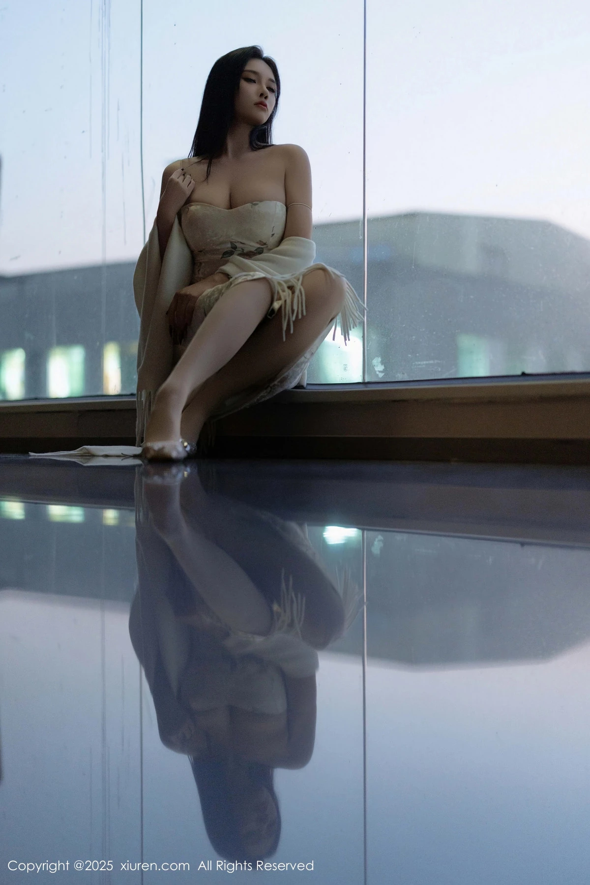 [[XiuRen秀人网]秀人网]No.9899_模特娜比脱连衣短裙露性感蓝色内衣配超薄肉丝秀凹凸身材诱惑写真81P