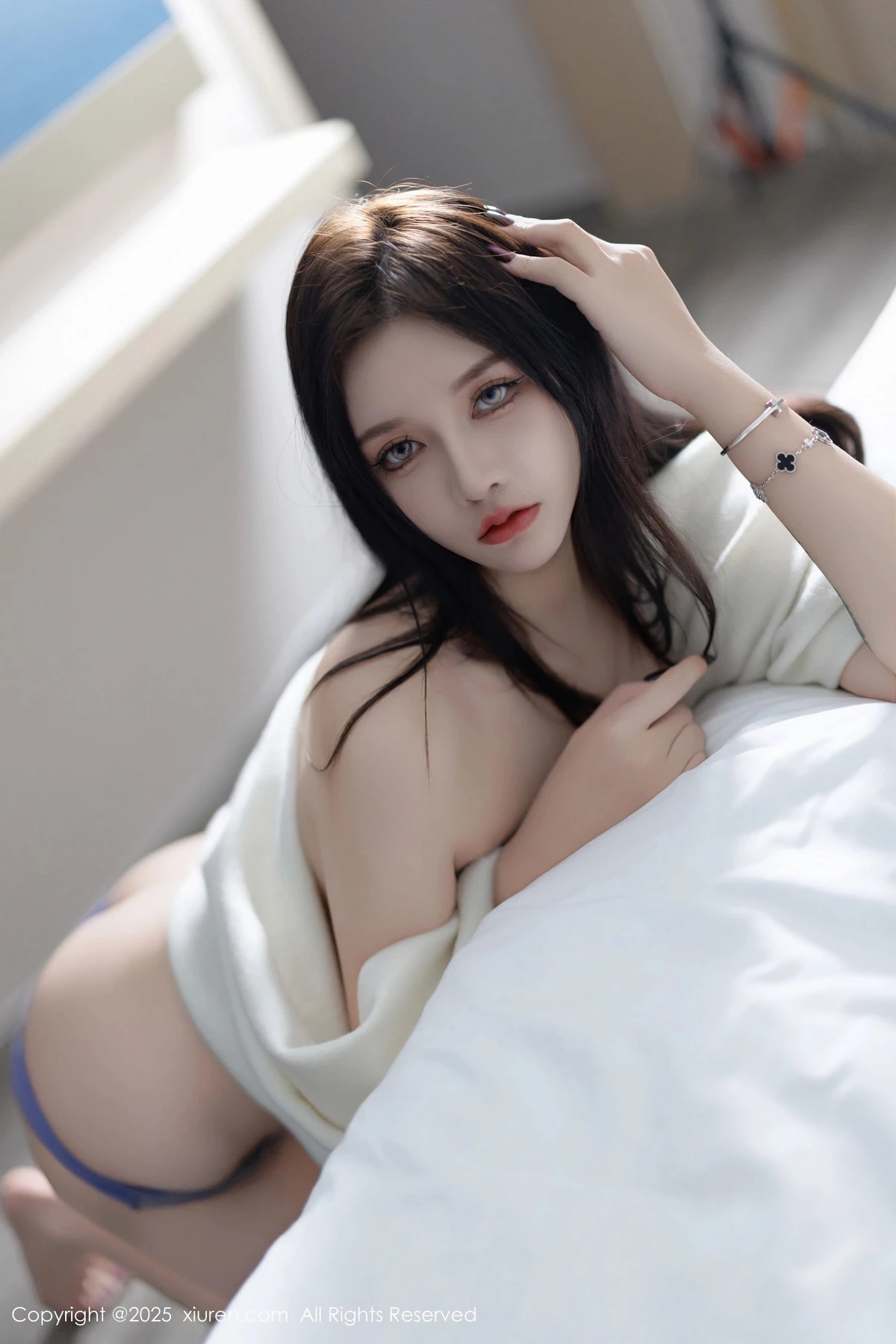 [[XiuRen秀人网]秀人网]No.9899_模特娜比脱连衣短裙露性感蓝色内衣配超薄肉丝秀凹凸身材诱惑写真81P