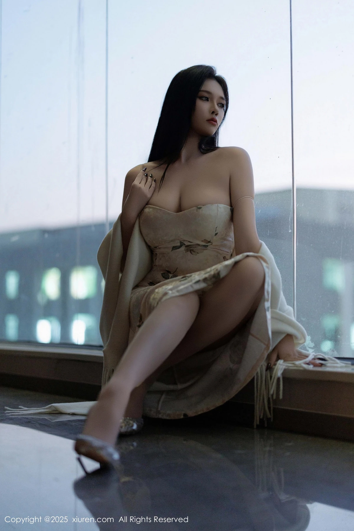 [[XiuRen秀人网]秀人网]No.9899_模特娜比脱连衣短裙露性感蓝色内衣配超薄肉丝秀凹凸身材诱惑写真81P