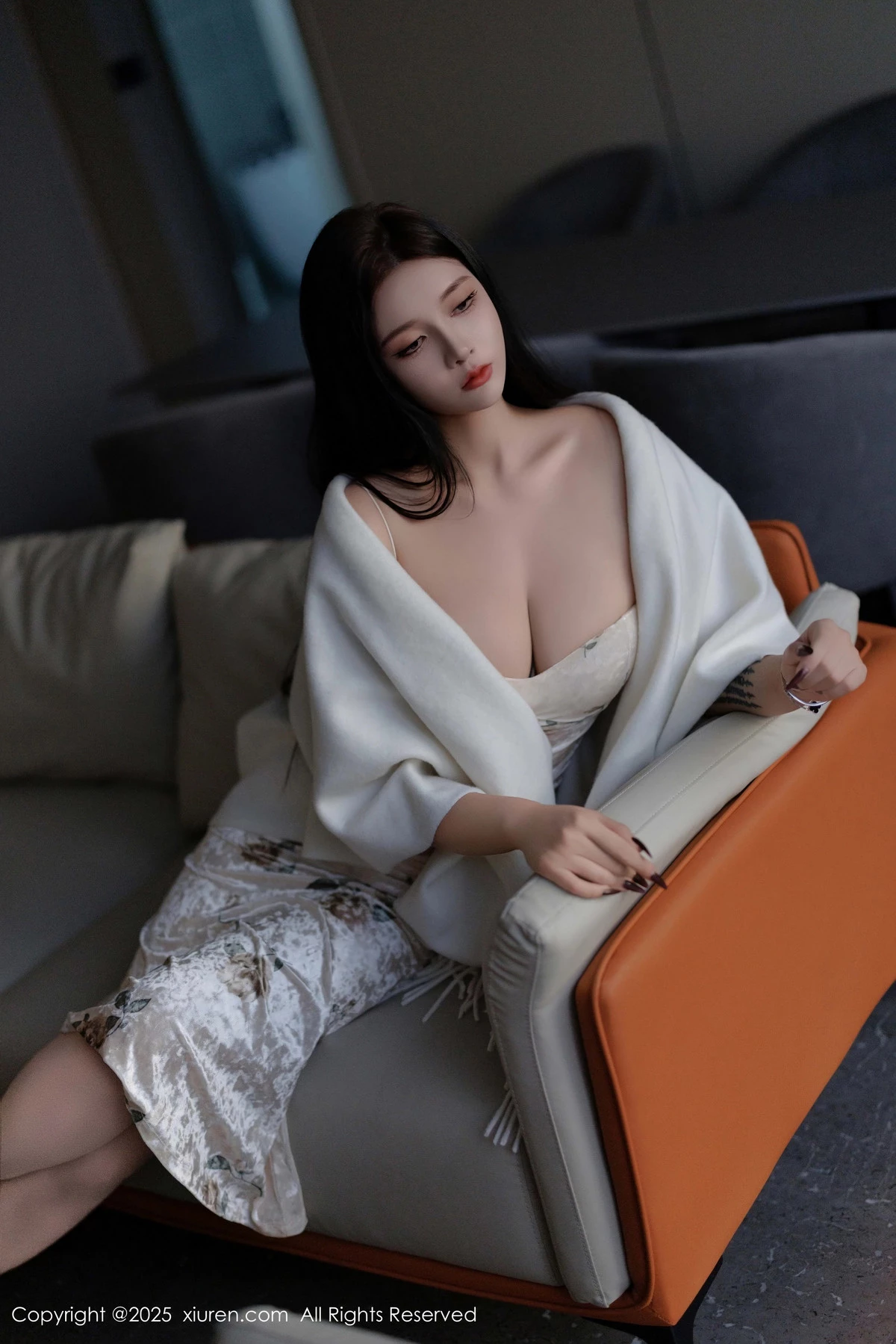 [[XiuRen秀人网]秀人网]No.9899_模特娜比脱连衣短裙露性感蓝色内衣配超薄肉丝秀凹凸身材诱惑写真81P