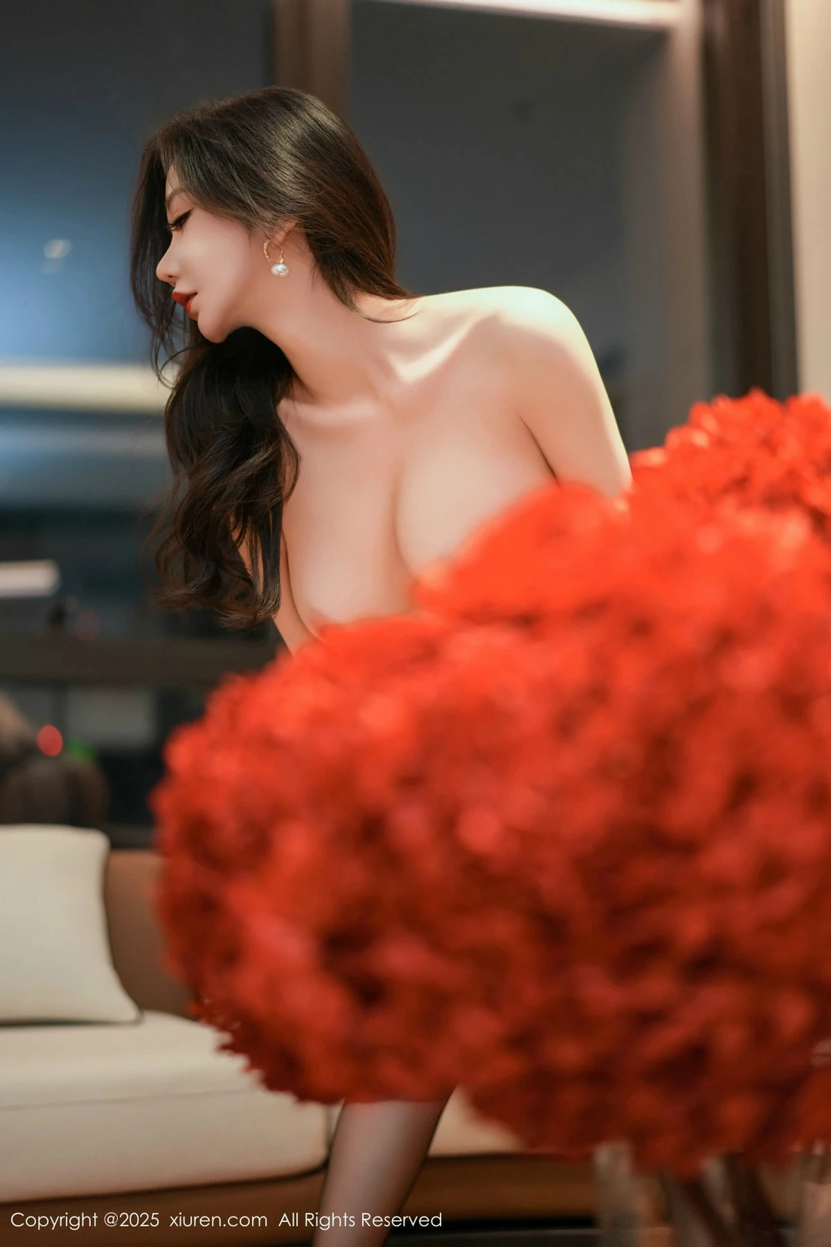 [[XiuRen秀人网]秀人网]No.9911_女神心妍小公主性感黑色包臀裙配黑丝吊袜秀凹凸身材诱惑写真79P