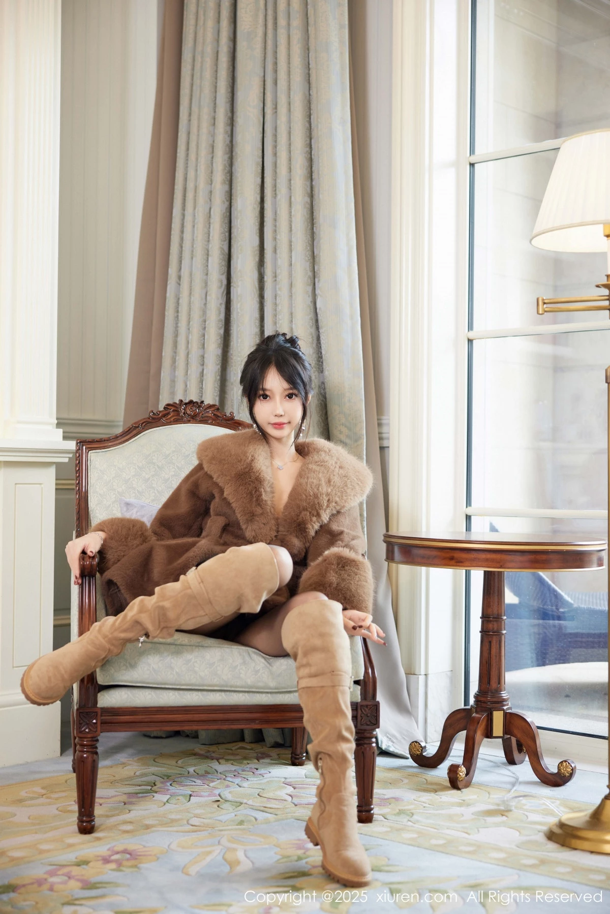 [[XiuRen秀人网]秀人网]No.9919_模特玥儿玥er性感咖啡色毛衣配超薄无内黑丝秀惹火身材诱惑写真91P