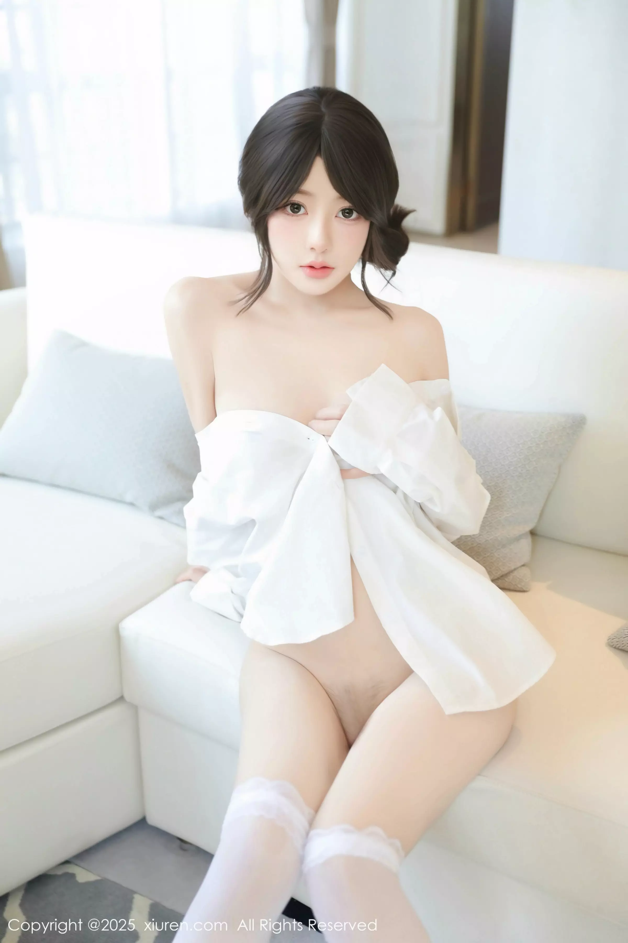 [[XiuRen秀人网]秀人网]No.10036_模特桃妖夭性感白T露白色内衣配白色丝袜秀曼妙身姿诱惑写真86P