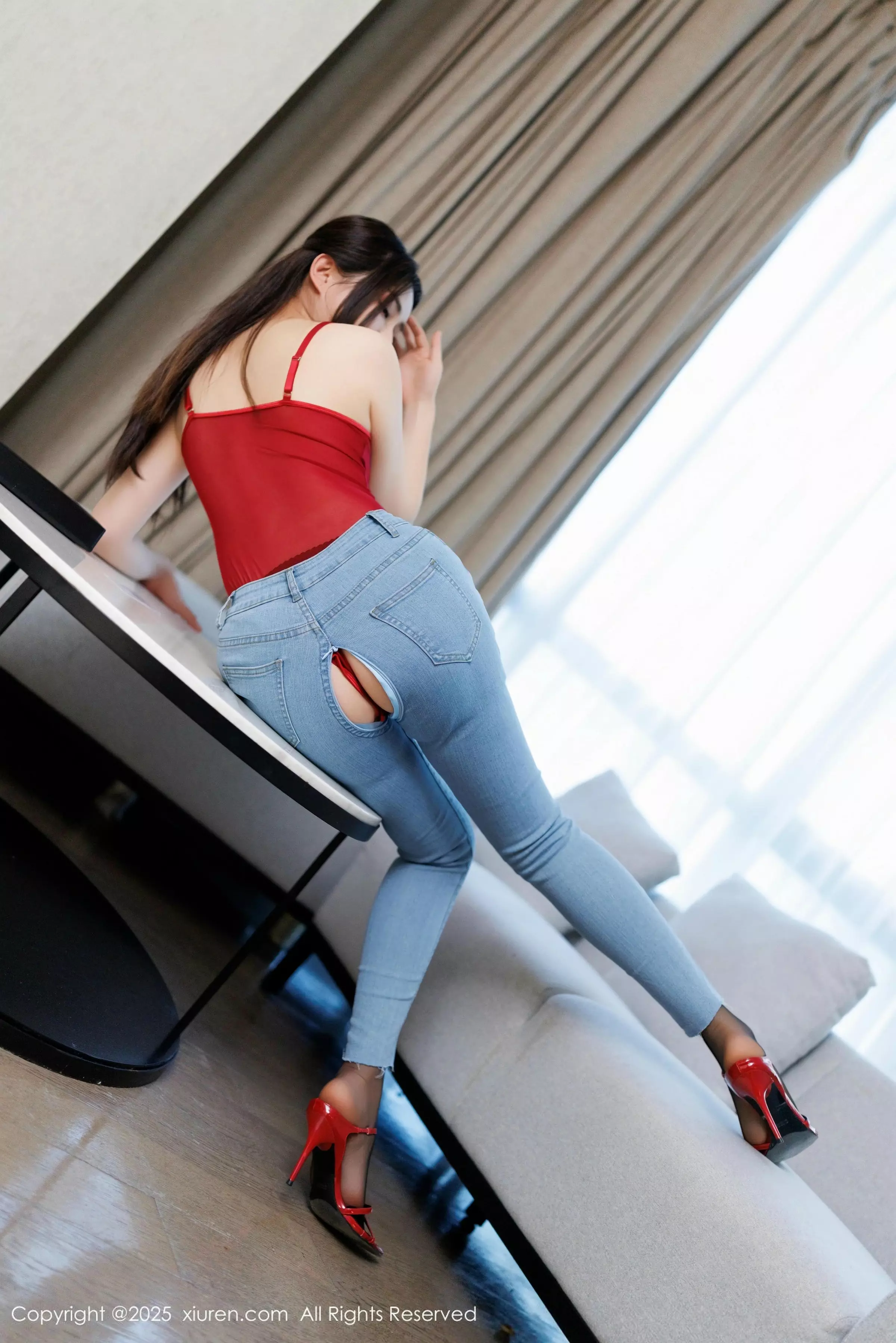 [[XiuRen秀人网]秀人网]No.10090_模特凯竹Quinn红色连体内衣+粉色情趣内衣秀丰腴身材诱惑写真82P