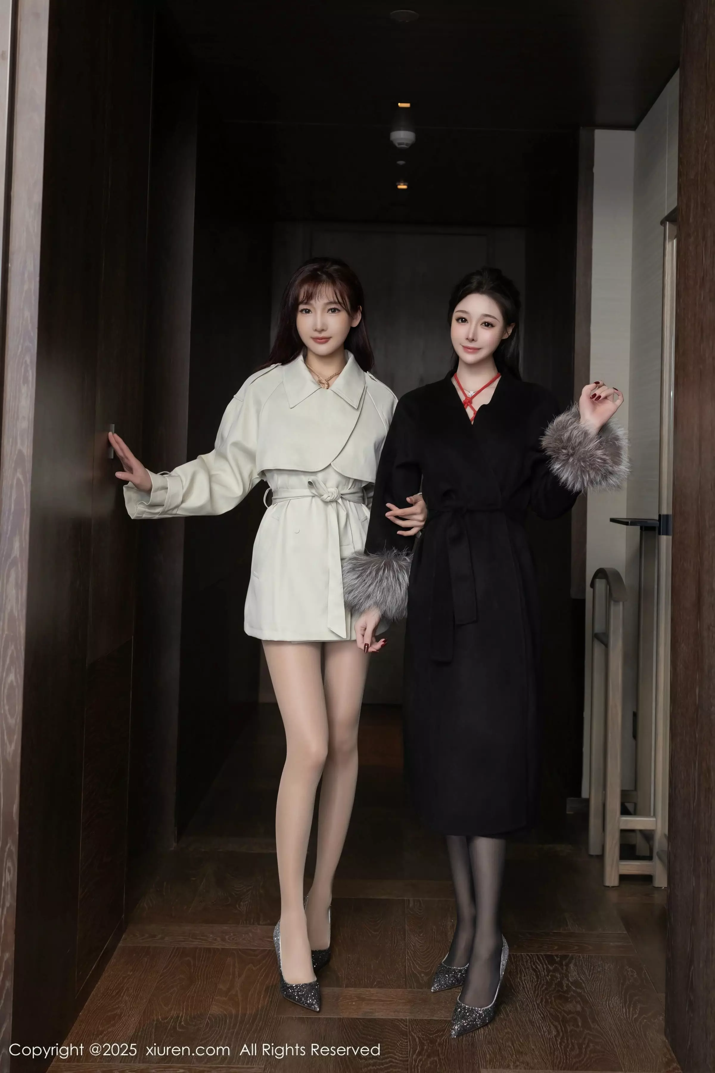 [[XiuRen秀人网]秀人网]No.10107_模特合集陆萱萱＆小逗逗绳艺捆绑情趣内衣秀惹火身材诱惑写真80P