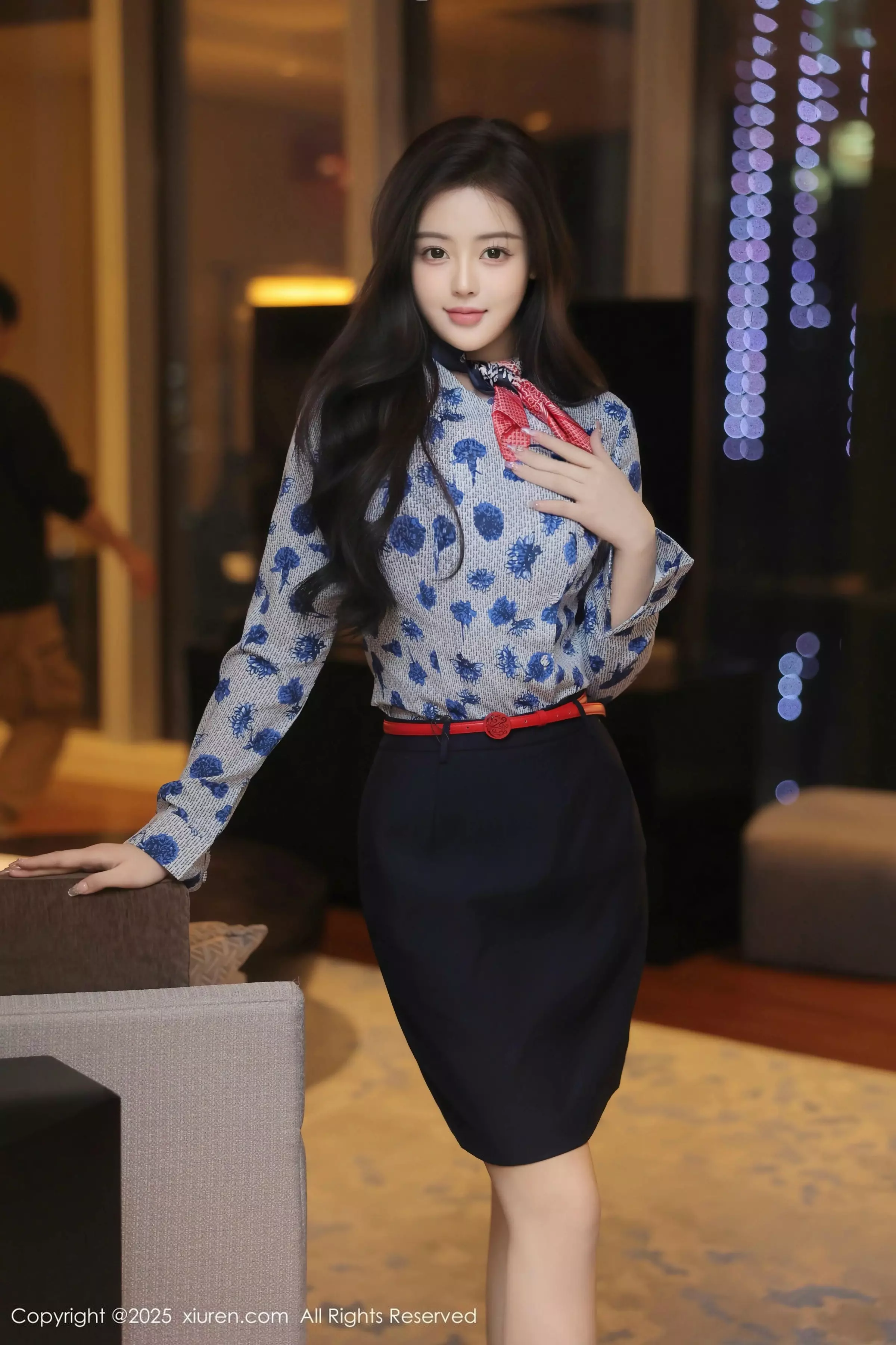 [[XiuRen秀人网]秀人网]No.10041_模特希雅sia性感空姐制服露紫色情趣内衣秀丰腴身材完美诱惑写真59P