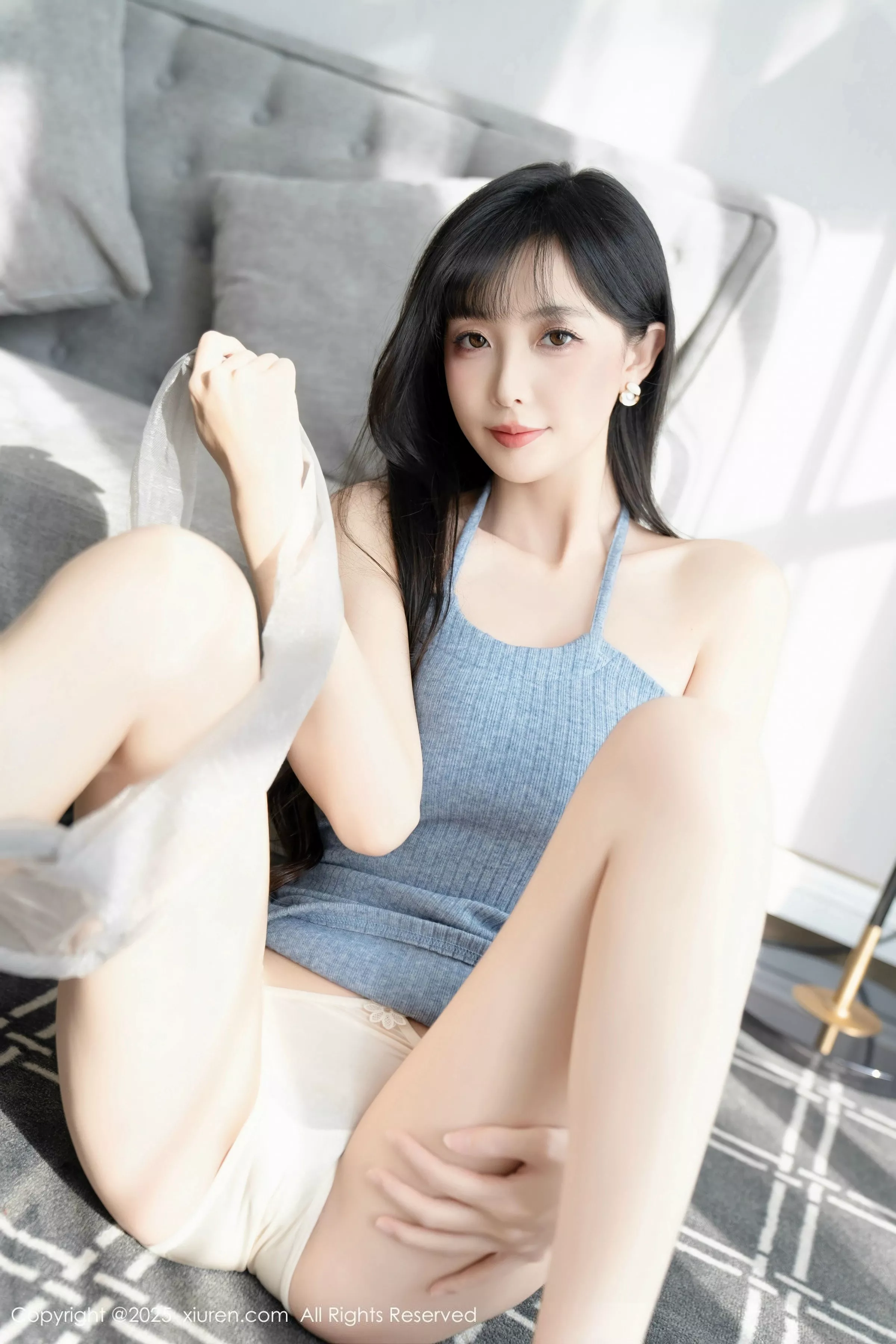 [[XiuRen秀人网]秀人网]No.10124_模特樱桃小阑子性感浅蓝色连衣短裙配灰丝袜秀曼妙身姿诱惑写真86P