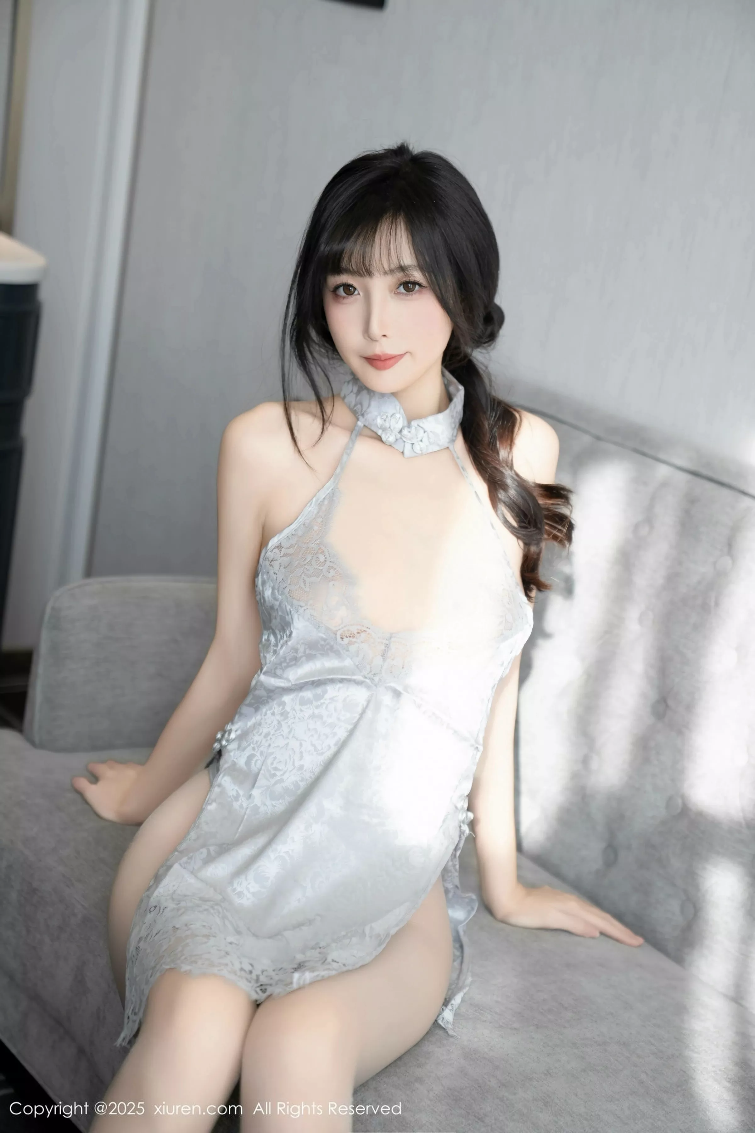 [[XiuRen秀人网]秀人网]No.10124_模特樱桃小阑子性感浅蓝色连衣短裙配灰丝袜秀曼妙身姿诱惑写真86P