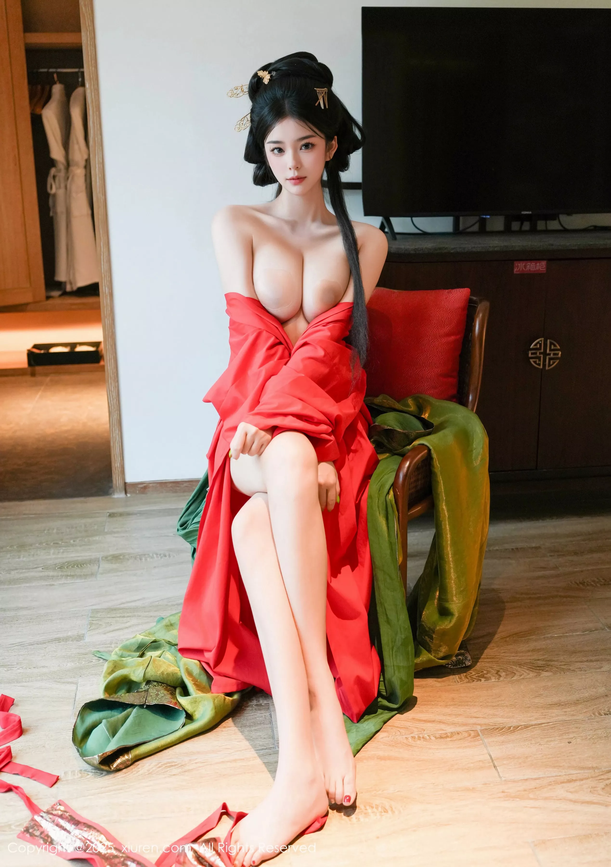 [[XiuRen秀人网]秀人网]No.10126_模特雪糕CiCi性感绿色古风服饰露红色情趣服饰秀美腿诱惑写真68P