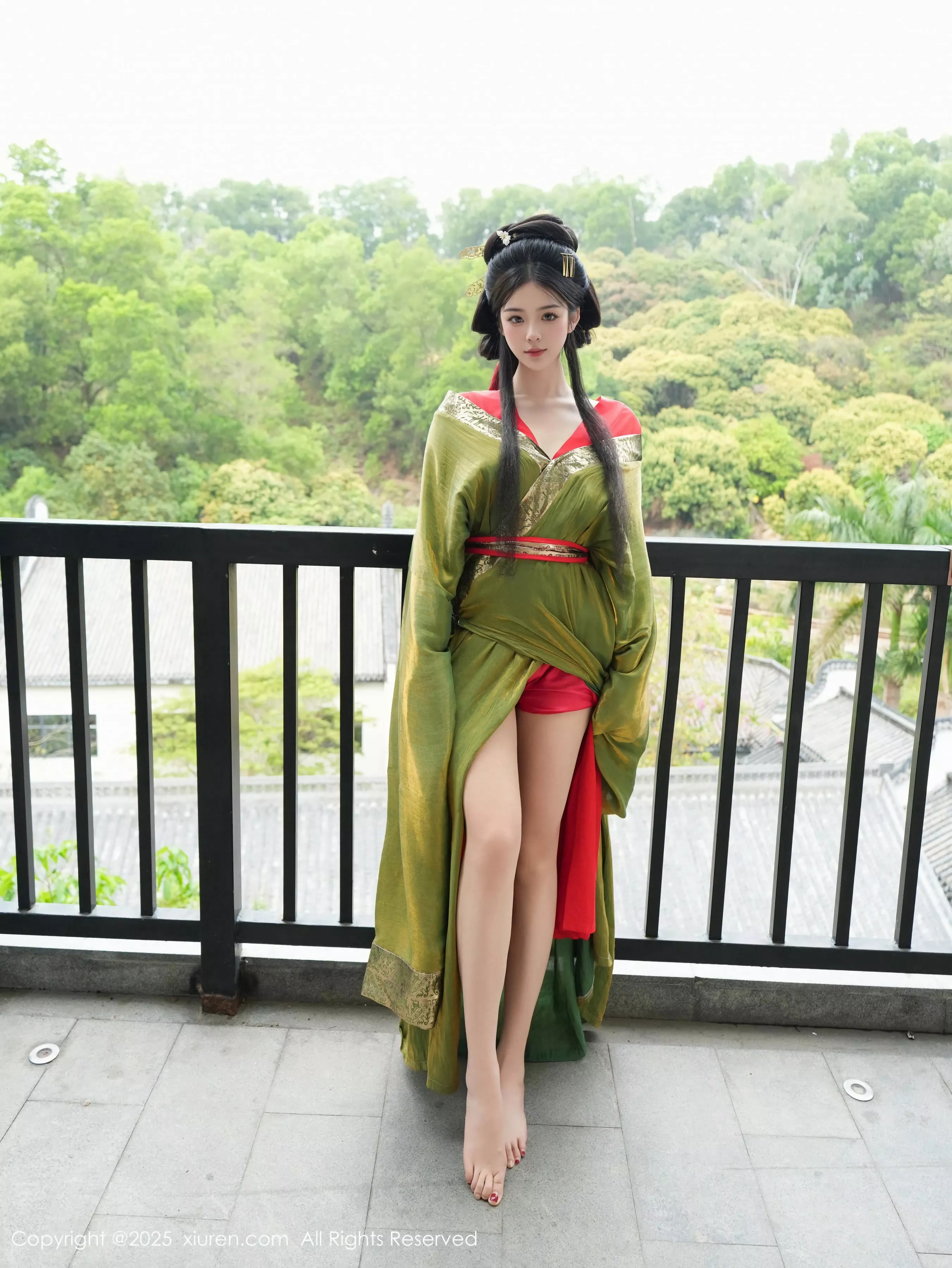 [[XiuRen秀人网]秀人网]No.10126_模特雪糕CiCi性感绿色古风服饰露红色情趣服饰秀美腿诱惑写真68P