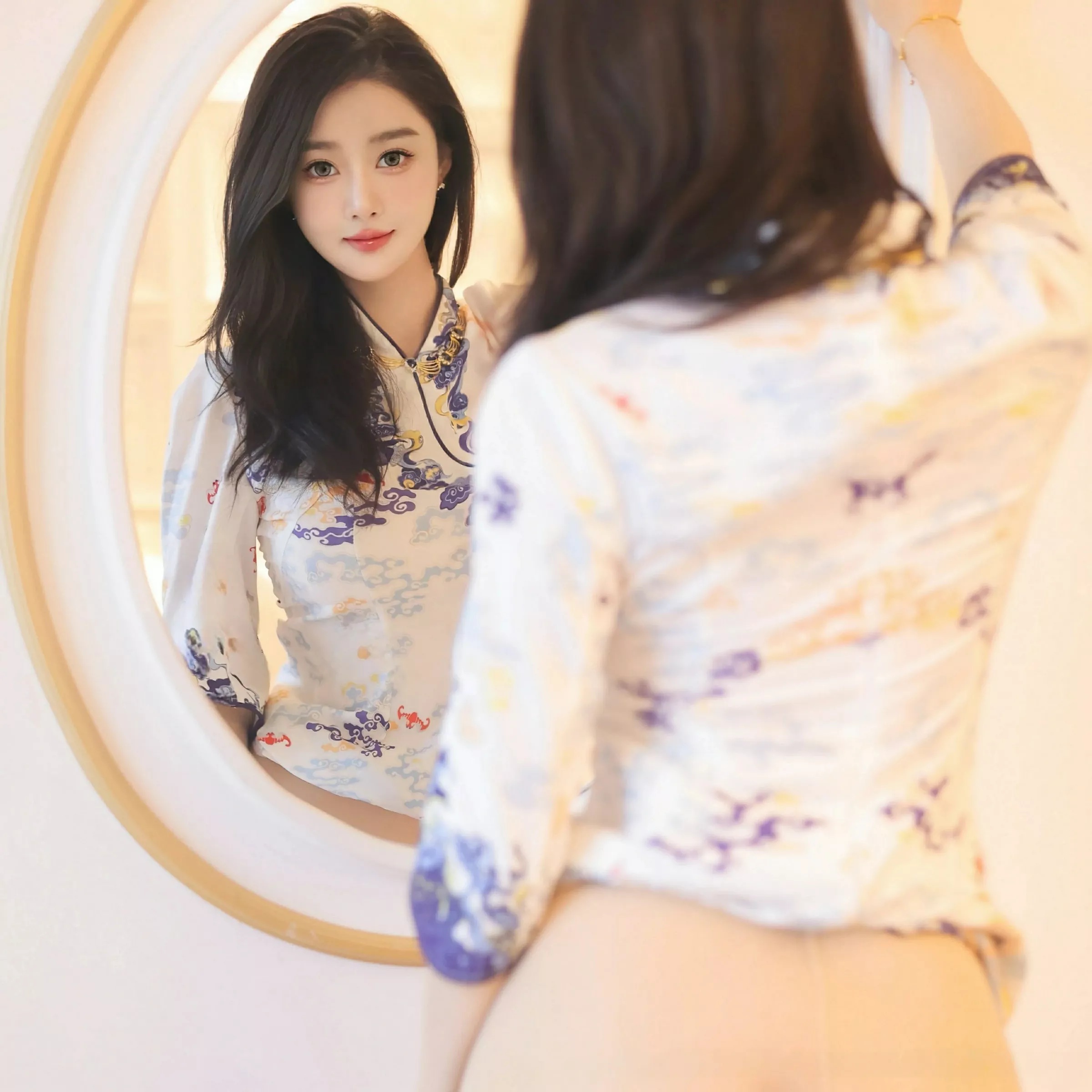 [[XiuRen秀人网]秀人网]No.10144_模特Candy糖糖性感空姐制服配超薄肉丝秀丰腴身姿撩人诱惑写真95P