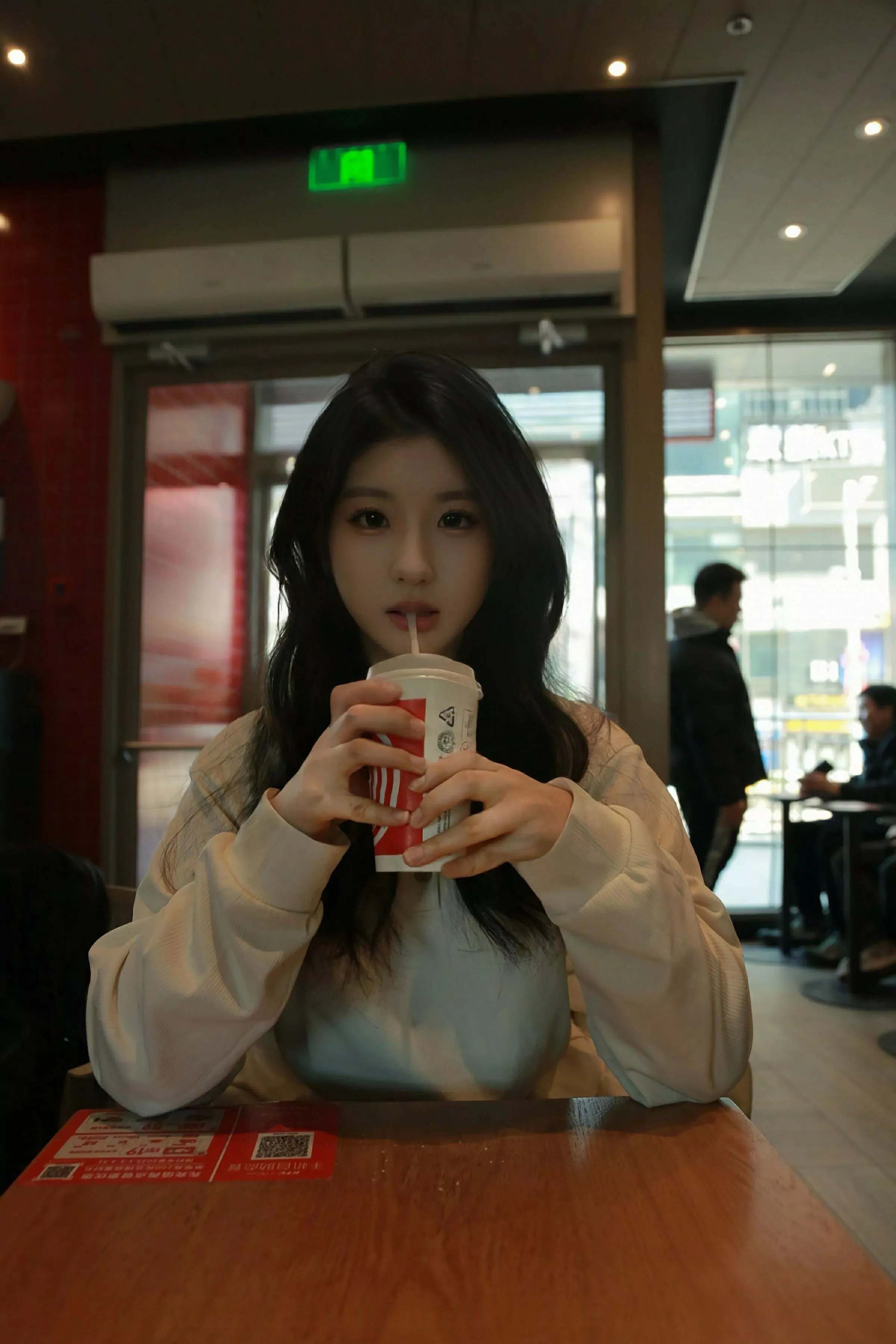 [[XiuRen秀人网]秀人网]No.10137_新人模特小芭乐性感白色情趣内衣配白丝袜秀曼妙身姿诱惑写真64P