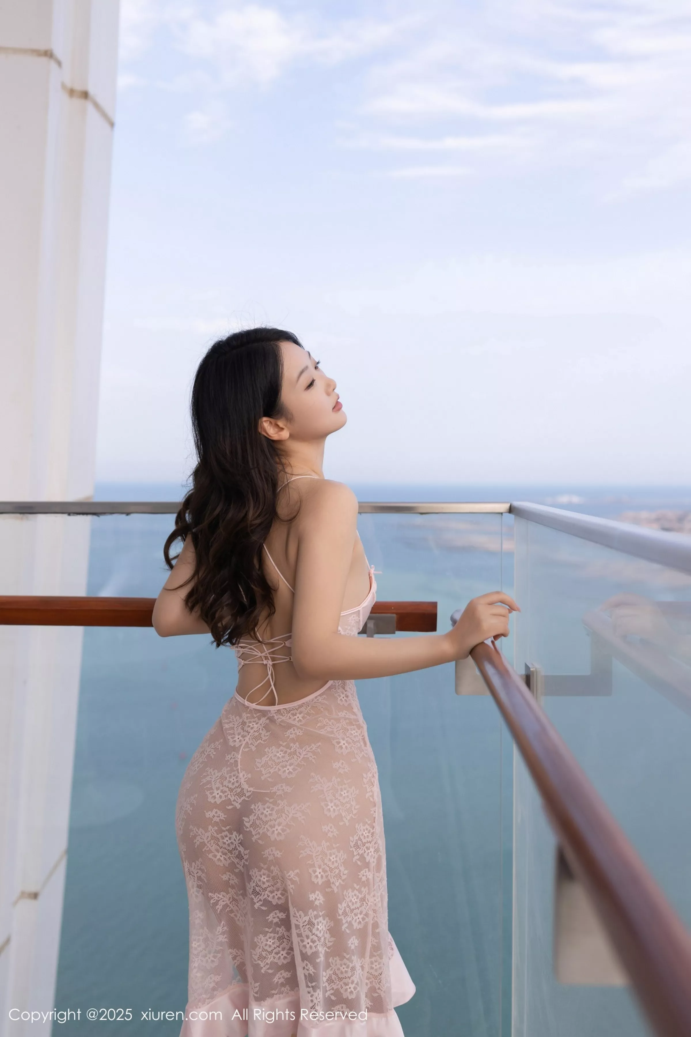 [[XiuRen秀人网]秀人网]No.10150_模特唐安琪性感粉色连衣短裙露粉色内衣配肉丝袜秀美腿诱惑写真79P