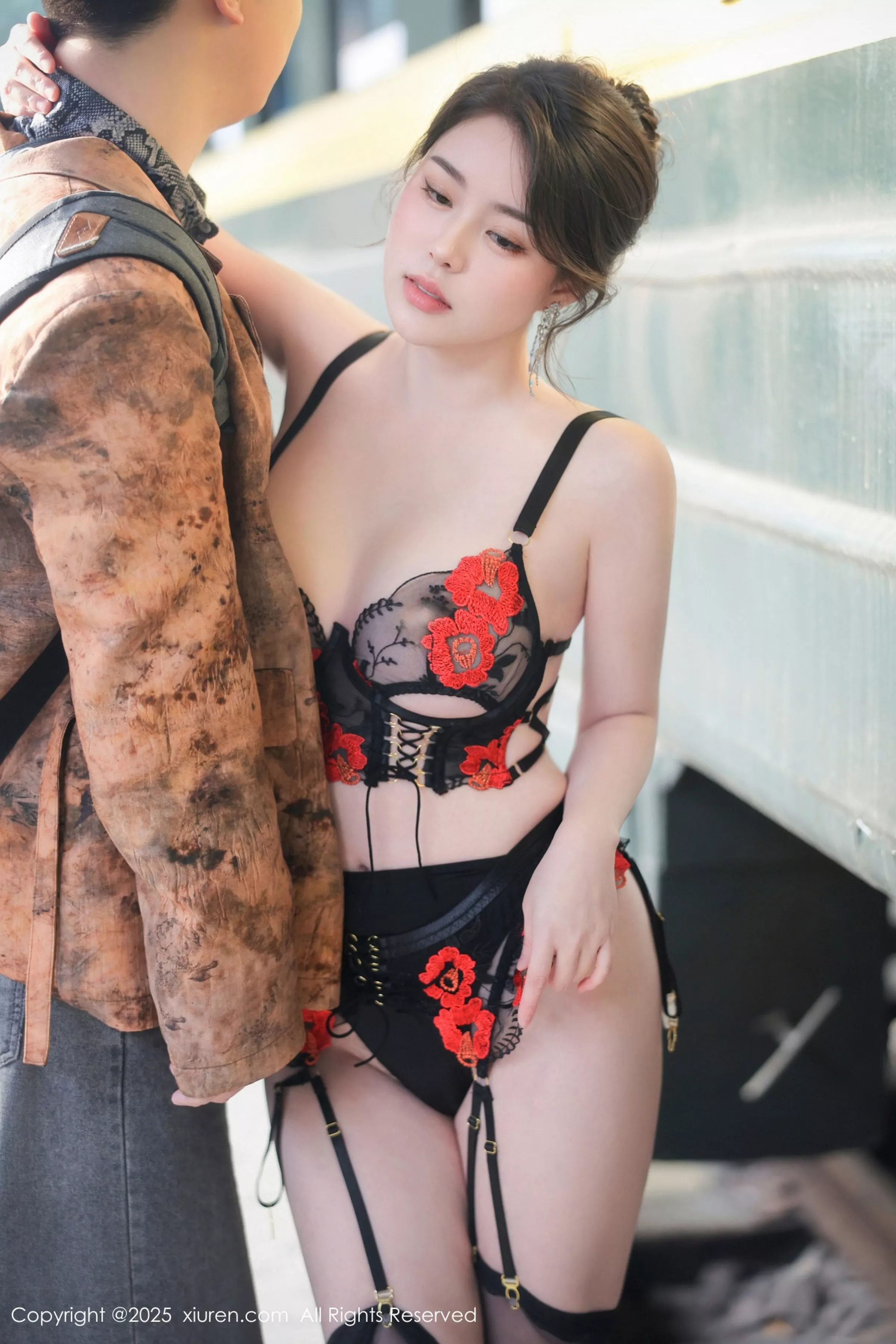 [[XiuRen秀人网]秀人网]No.10155_模特白茹雪abby性感黑色情趣内衣配黑丝吊袜秀丰腴身材诱惑写真78P