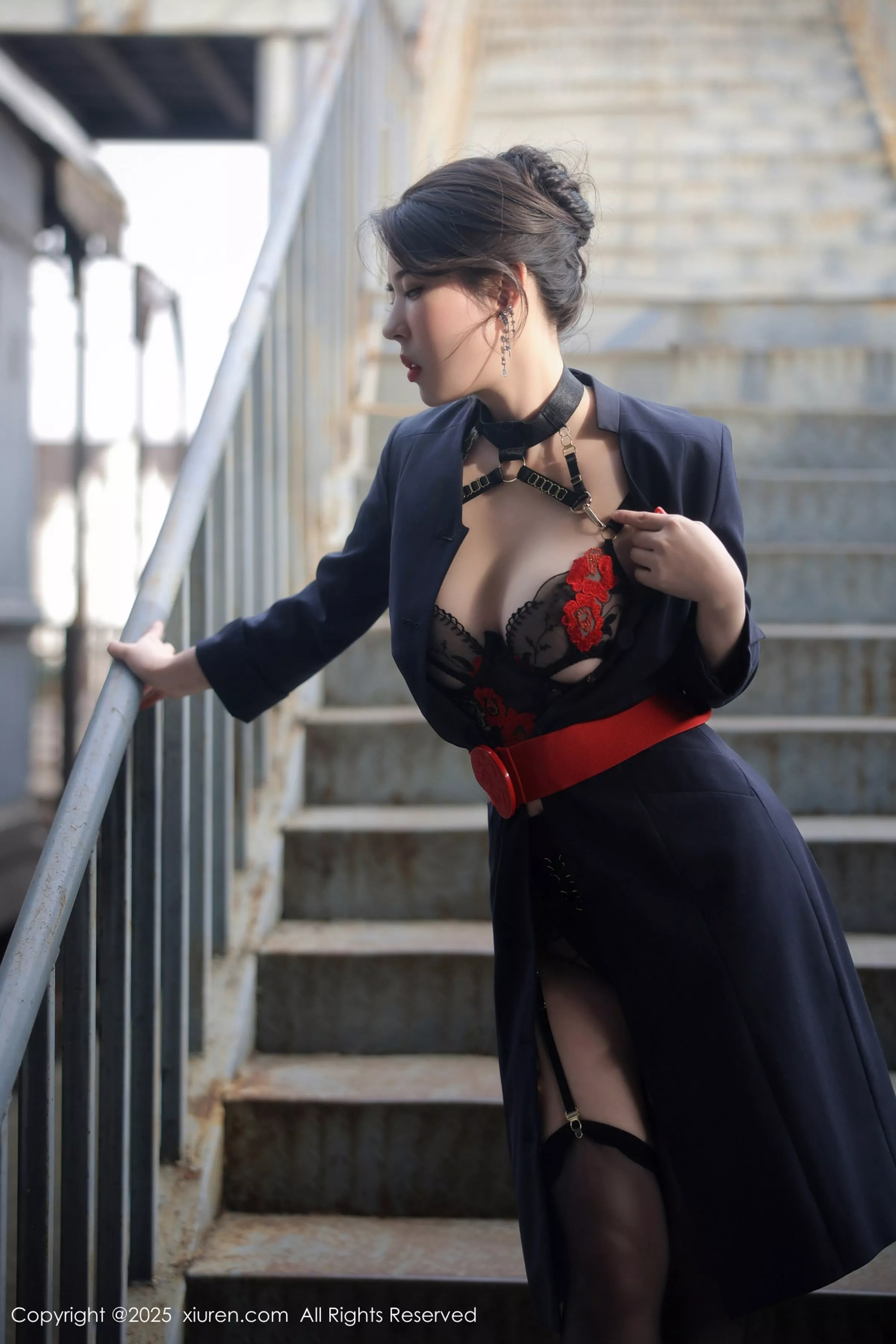 [[XiuRen秀人网]秀人网]No.10155_模特白茹雪abby性感黑色情趣内衣配黑丝吊袜秀丰腴身材诱惑写真78P