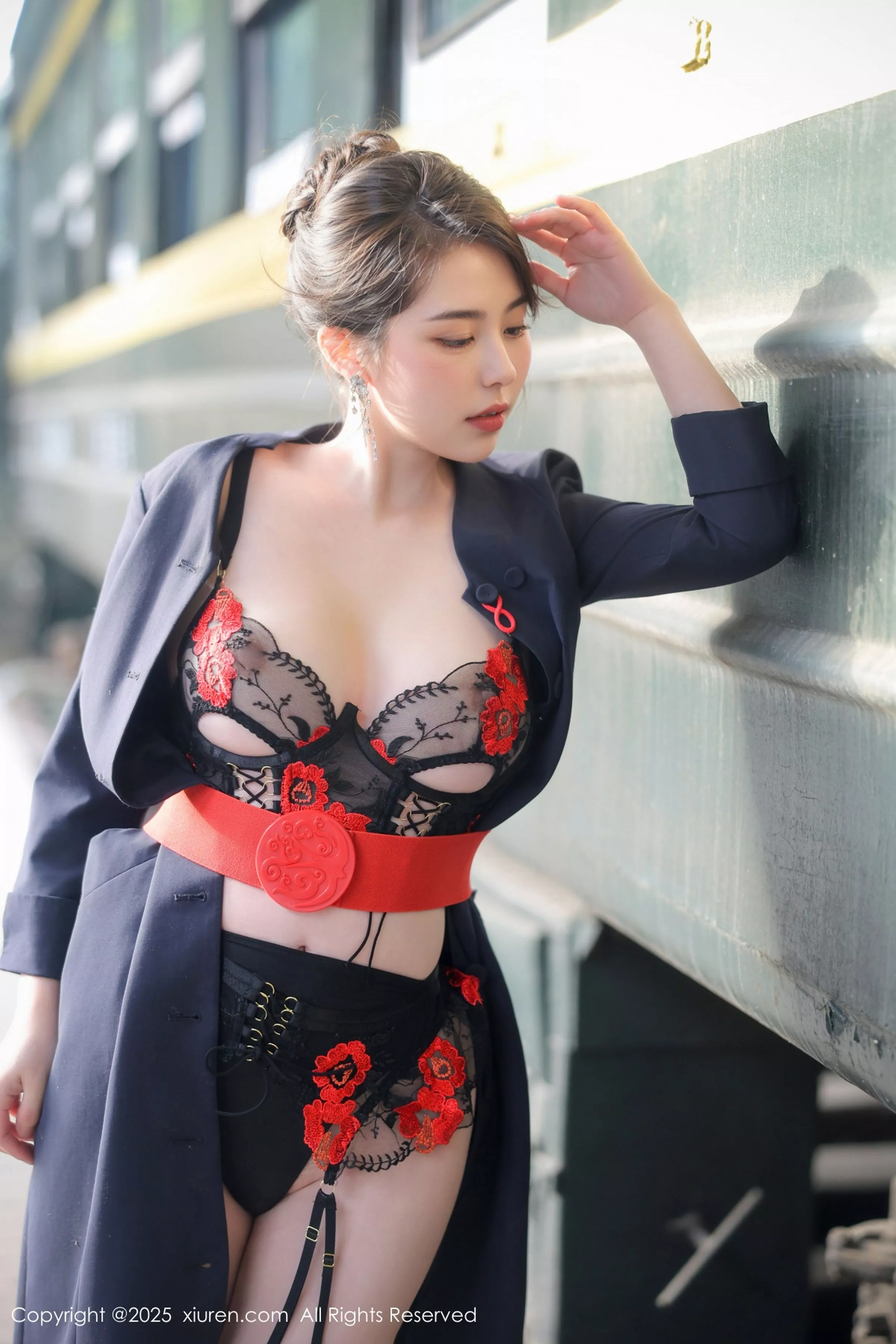 [[XiuRen秀人网]秀人网]No.10155_模特白茹雪abby性感黑色情趣内衣配黑丝吊袜秀丰腴身材诱惑写真78P