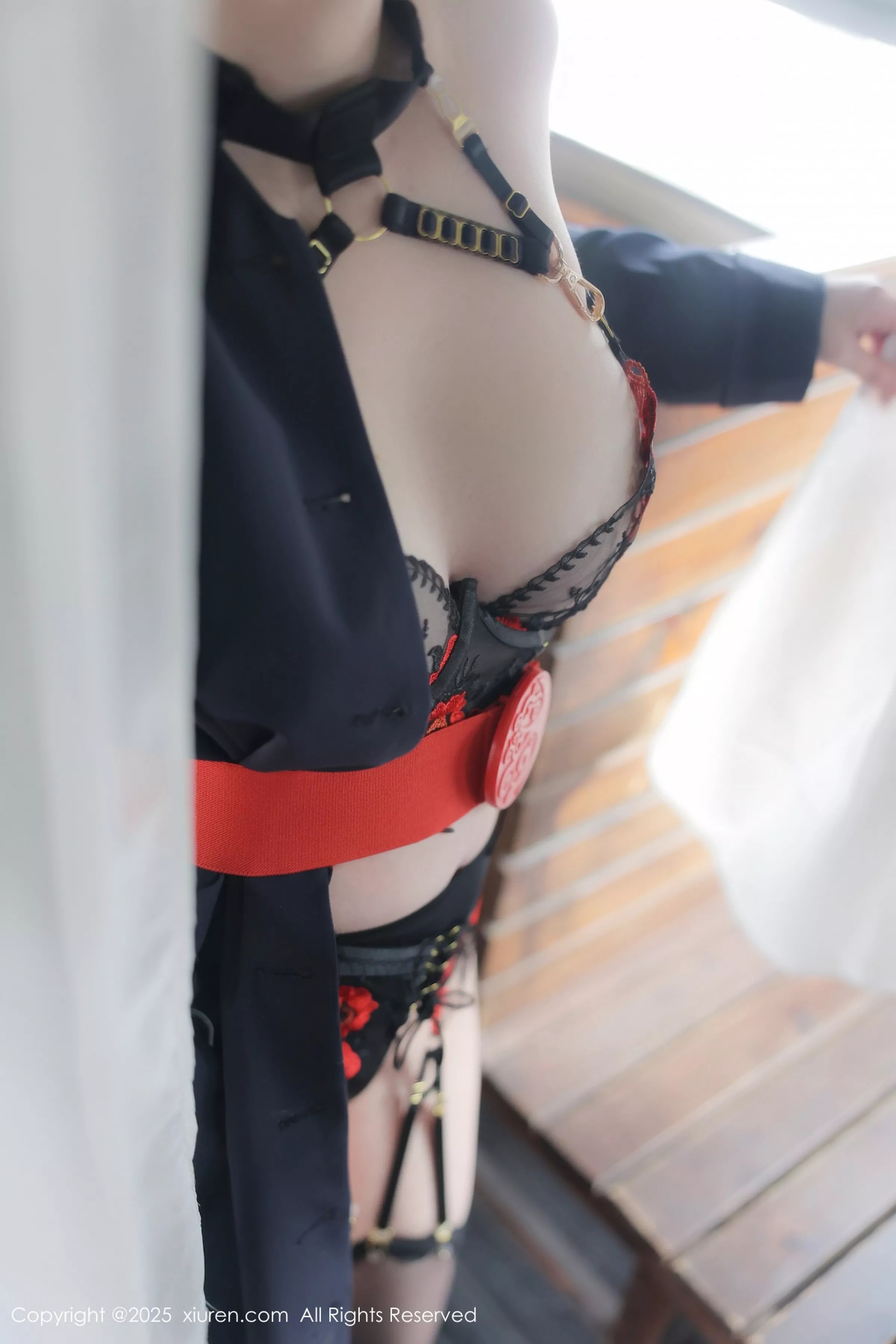 [[XiuRen秀人网]秀人网]No.10155_模特白茹雪abby性感黑色情趣内衣配黑丝吊袜秀丰腴身材诱惑写真78P