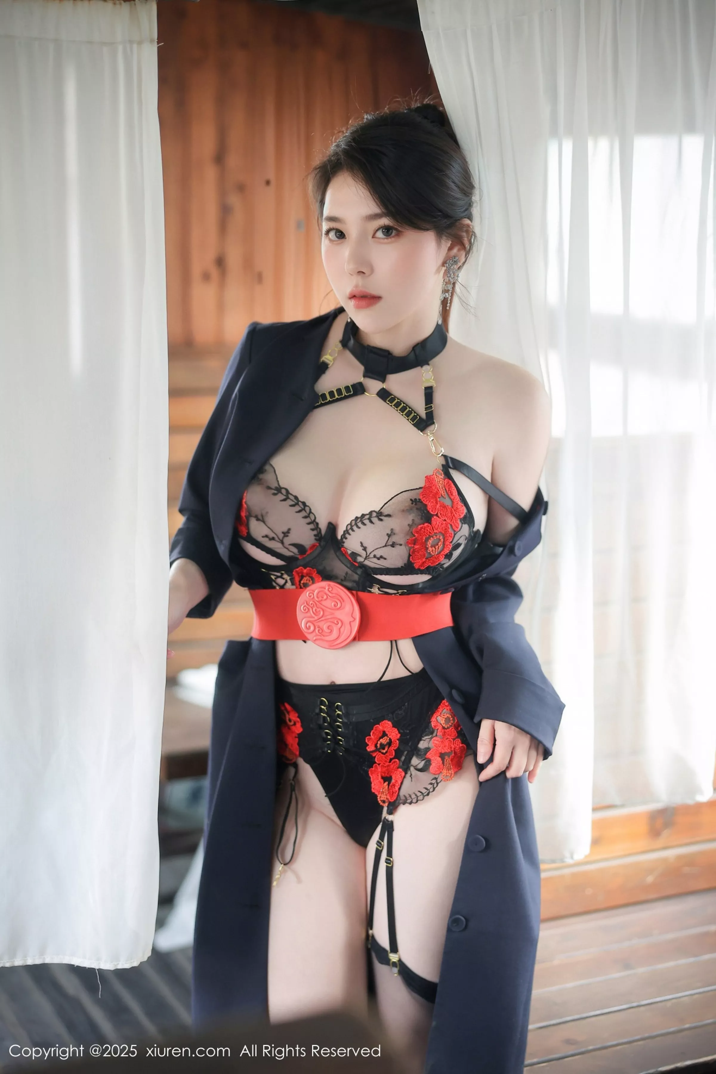 [[XiuRen秀人网]秀人网]No.10155_模特白茹雪abby性感黑色情趣内衣配黑丝吊袜秀丰腴身材诱惑写真78P