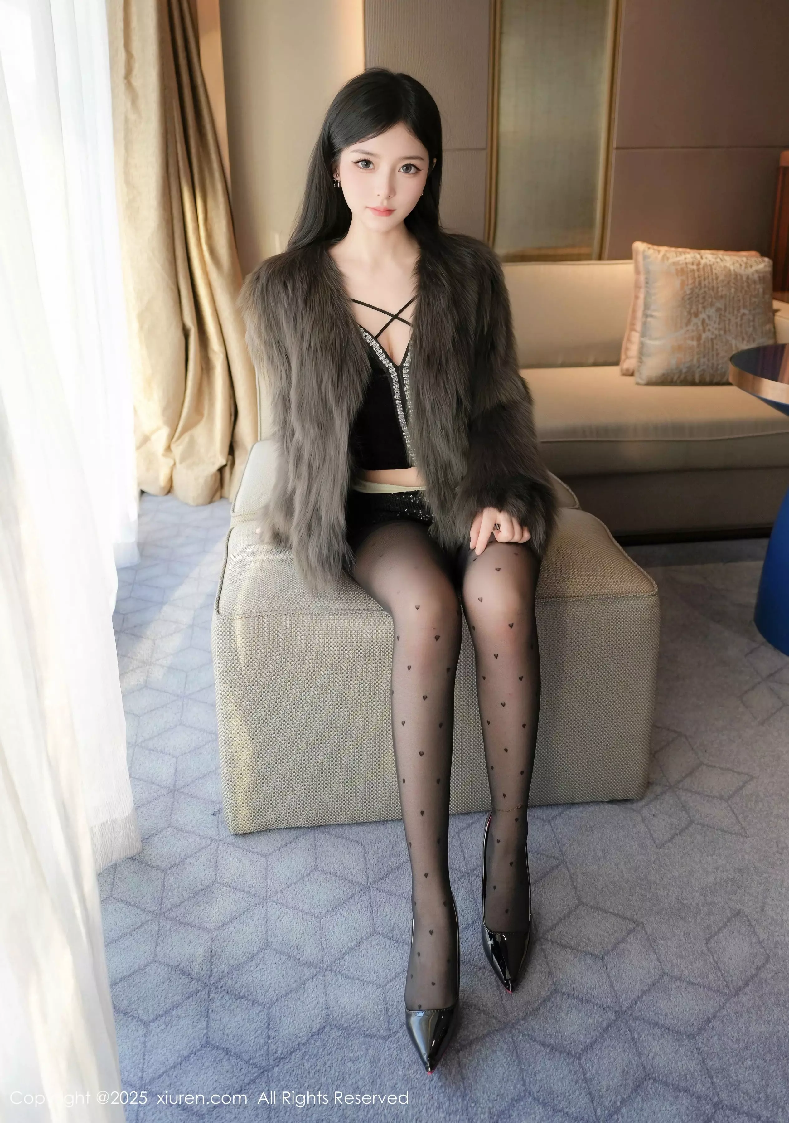 [[XiuRen秀人网]秀人网]No.10045_模特优酱性感黑色吊带裙配超薄黑丝半脱秀凹凸身材惹火诱惑写真65P