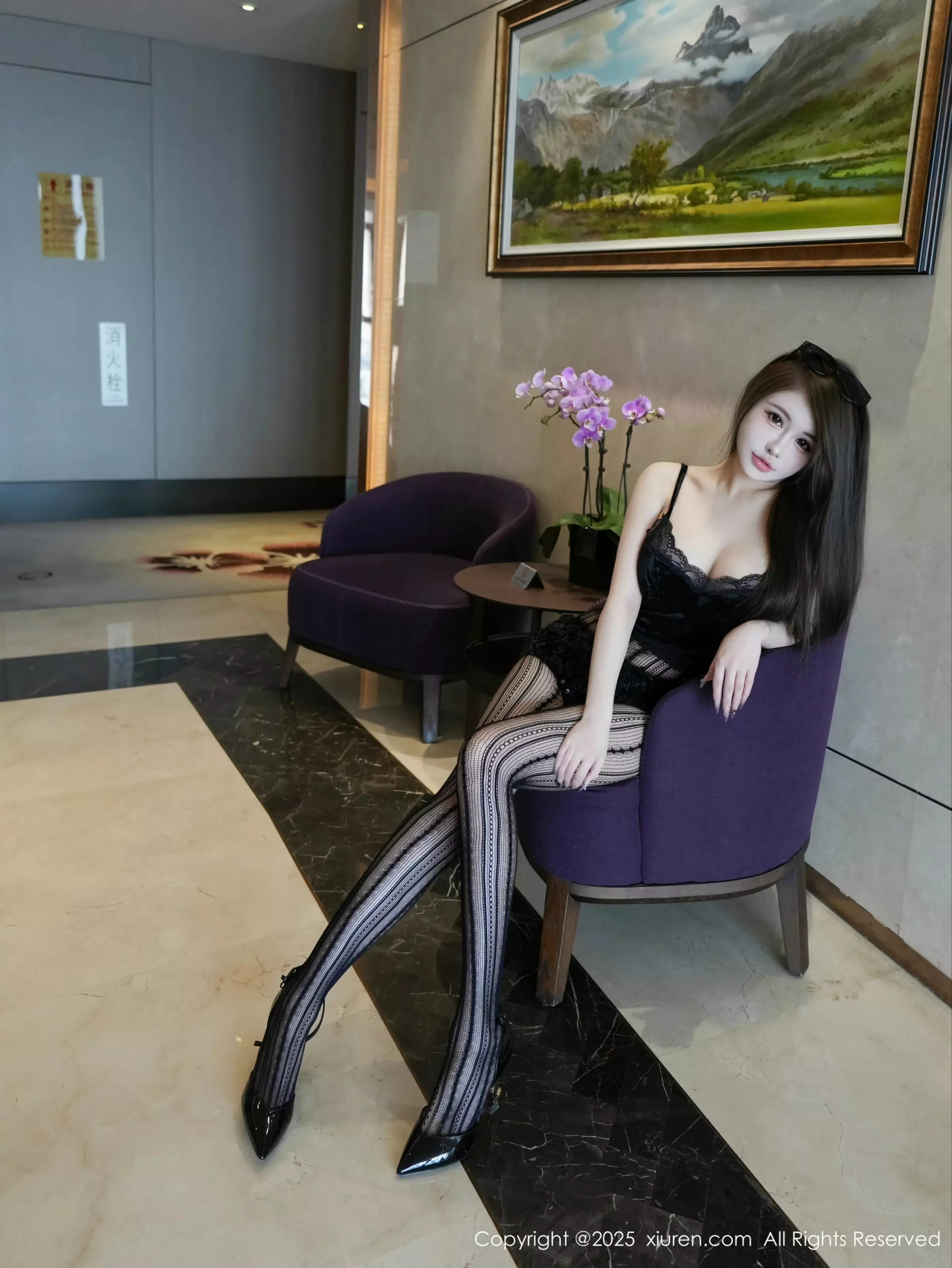 [[XiuRen秀人网]秀人网]No.10056_模特甜妮私房性感黑色情趣内衣配魅惑黑丝秀丰腴身材诱惑写真71P