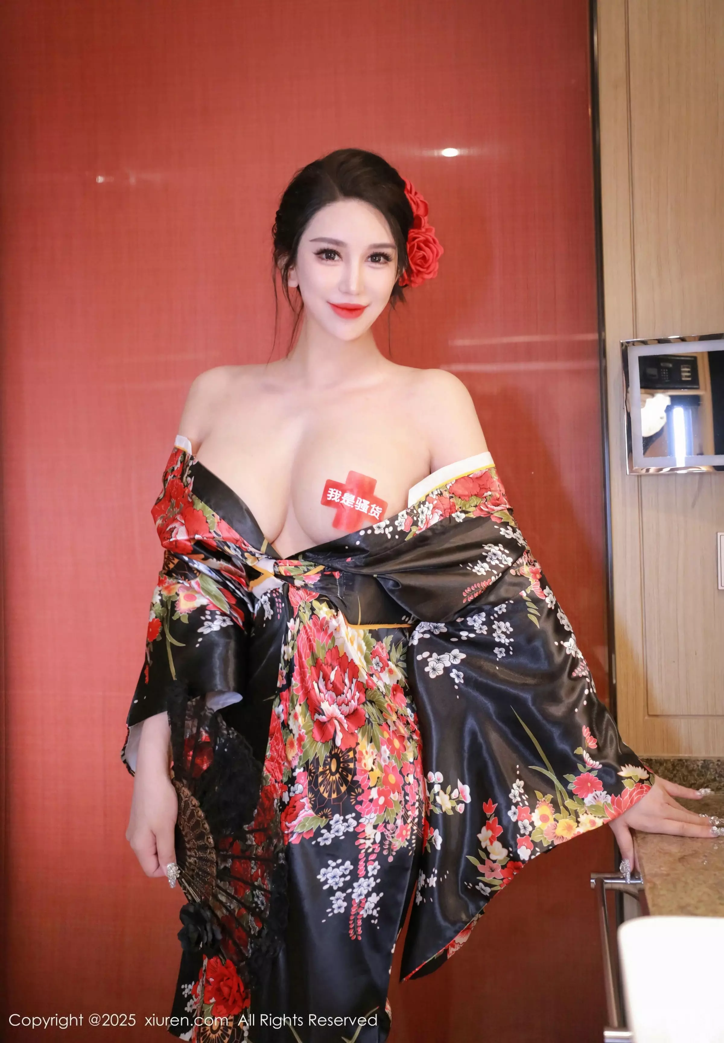 [[XiuRen秀人网]秀人网]No.10065_新人模特乔安娜私房性感情趣服饰露豪乳遮点秀惹火身材诱惑写真40P