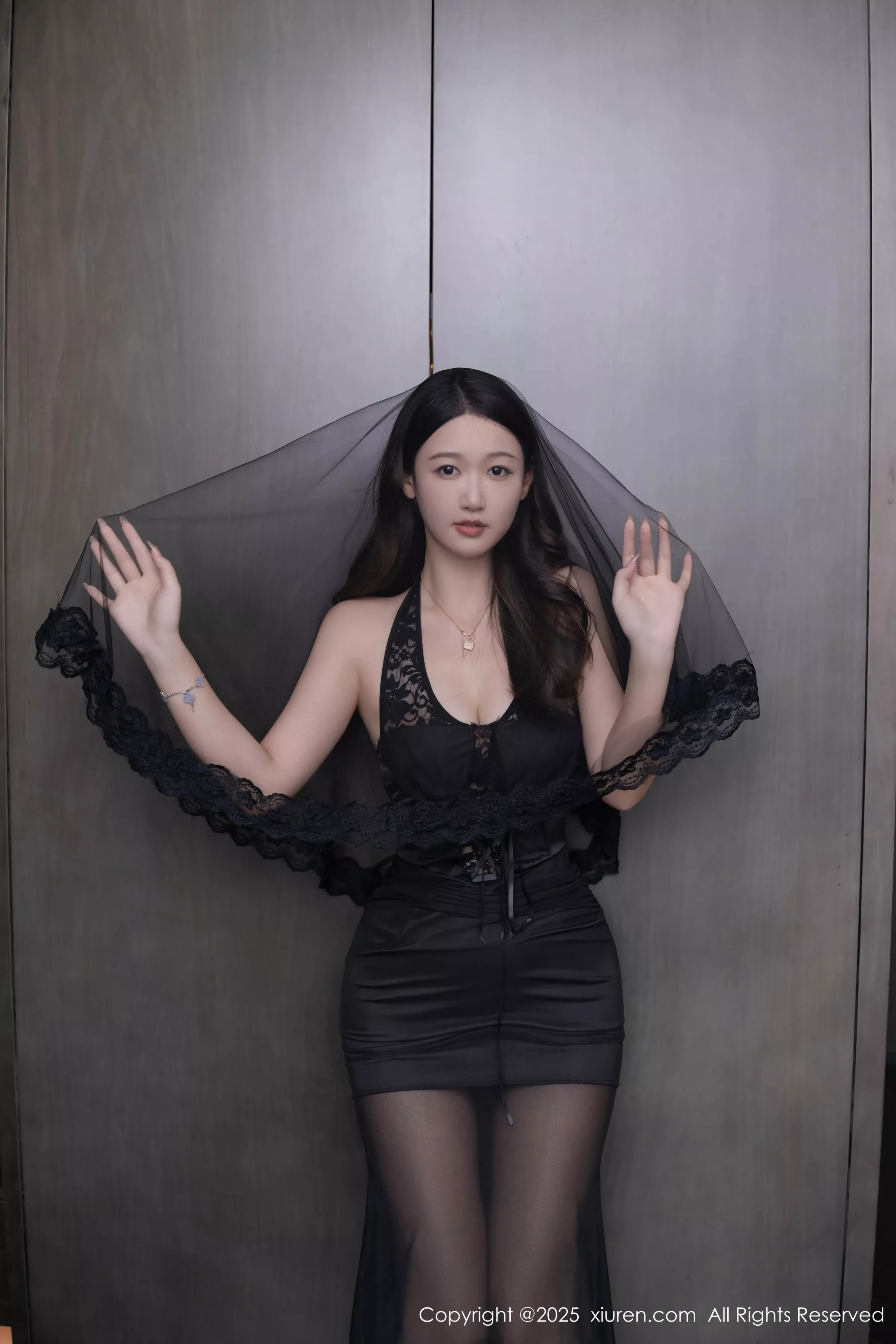 [[XiuRen秀人网]秀人网]No.10208_模特唐安琪性感黑色薄纱连衣裙配超薄黑丝秀曼妙身姿迷人写真79P